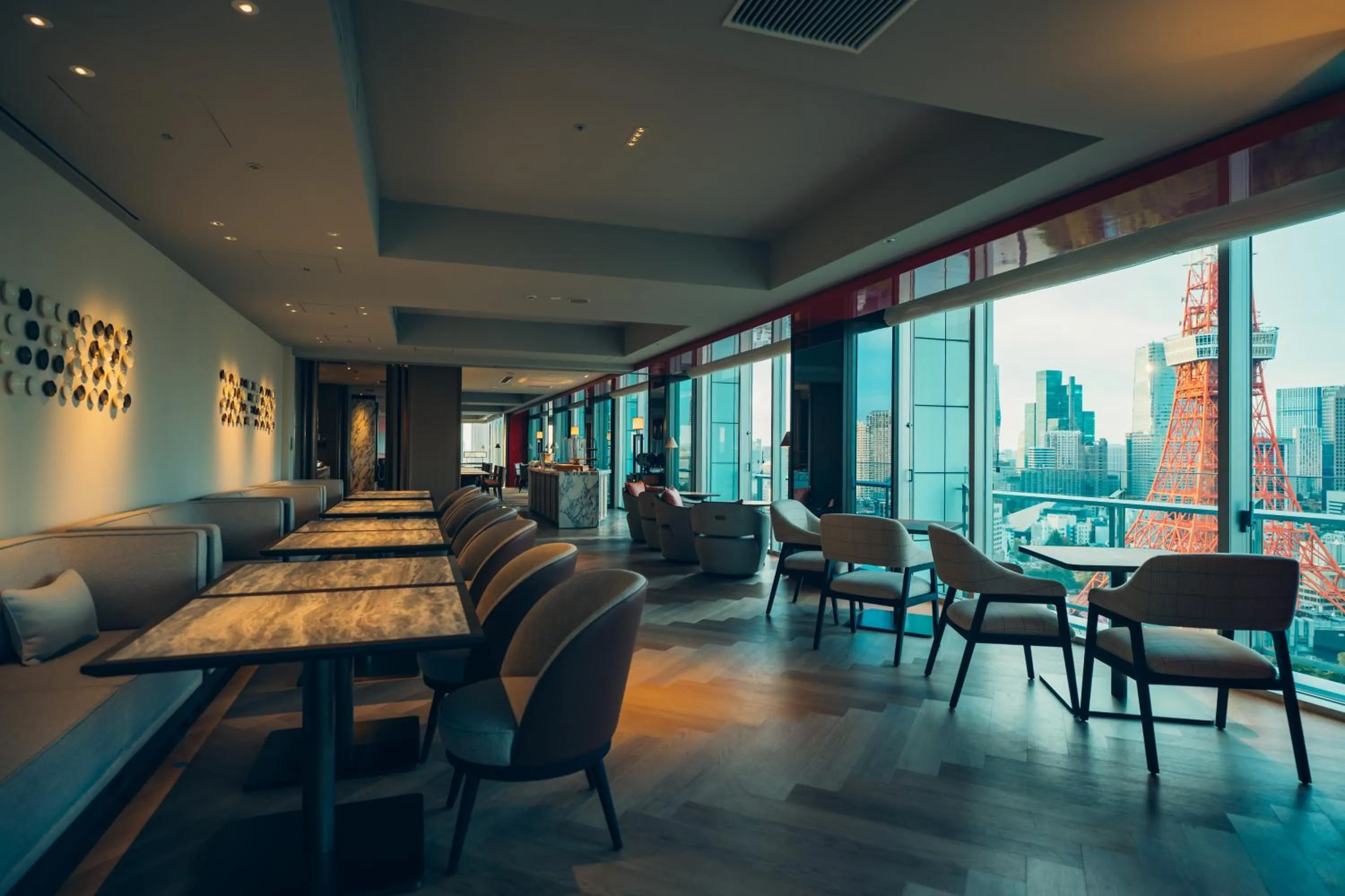 Lounge or bar in The Prince Park Tower Tokyo - Preferred Hotels & Resorts, LVX Collection