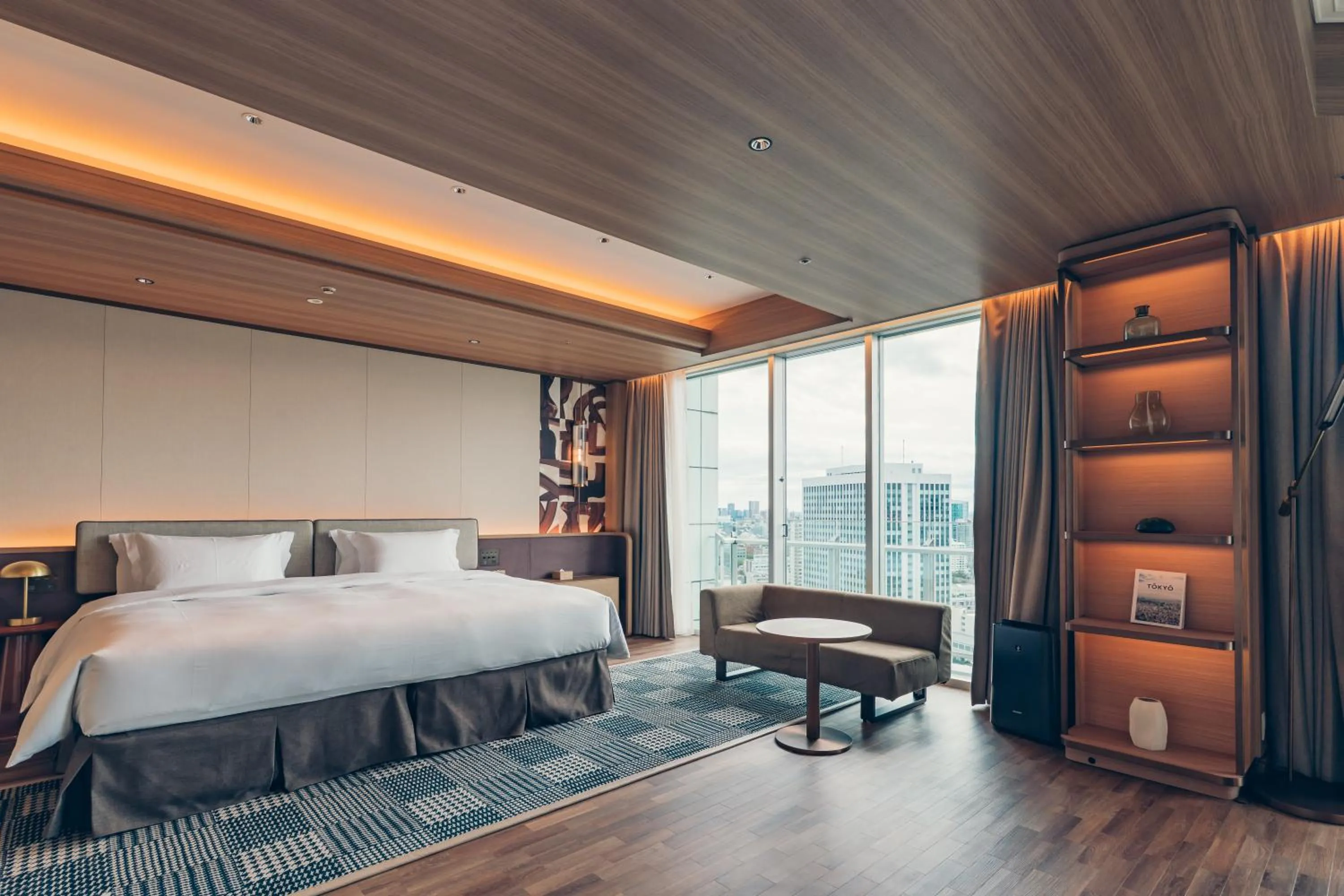 Bed in The Prince Park Tower Tokyo - Preferred Hotels & Resorts, LVX Collection