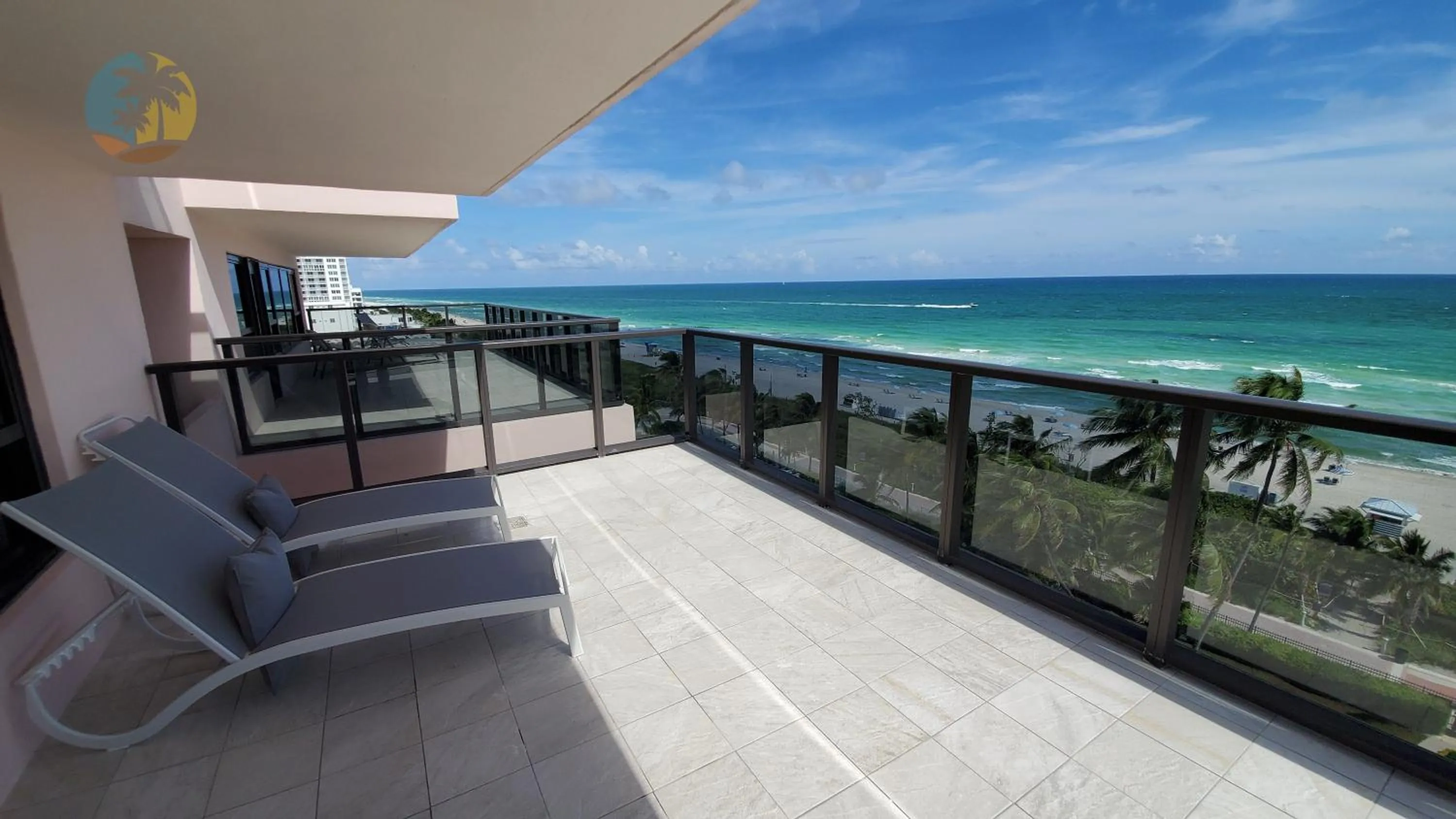 Luxury Beach Resort - HORA RENTALS