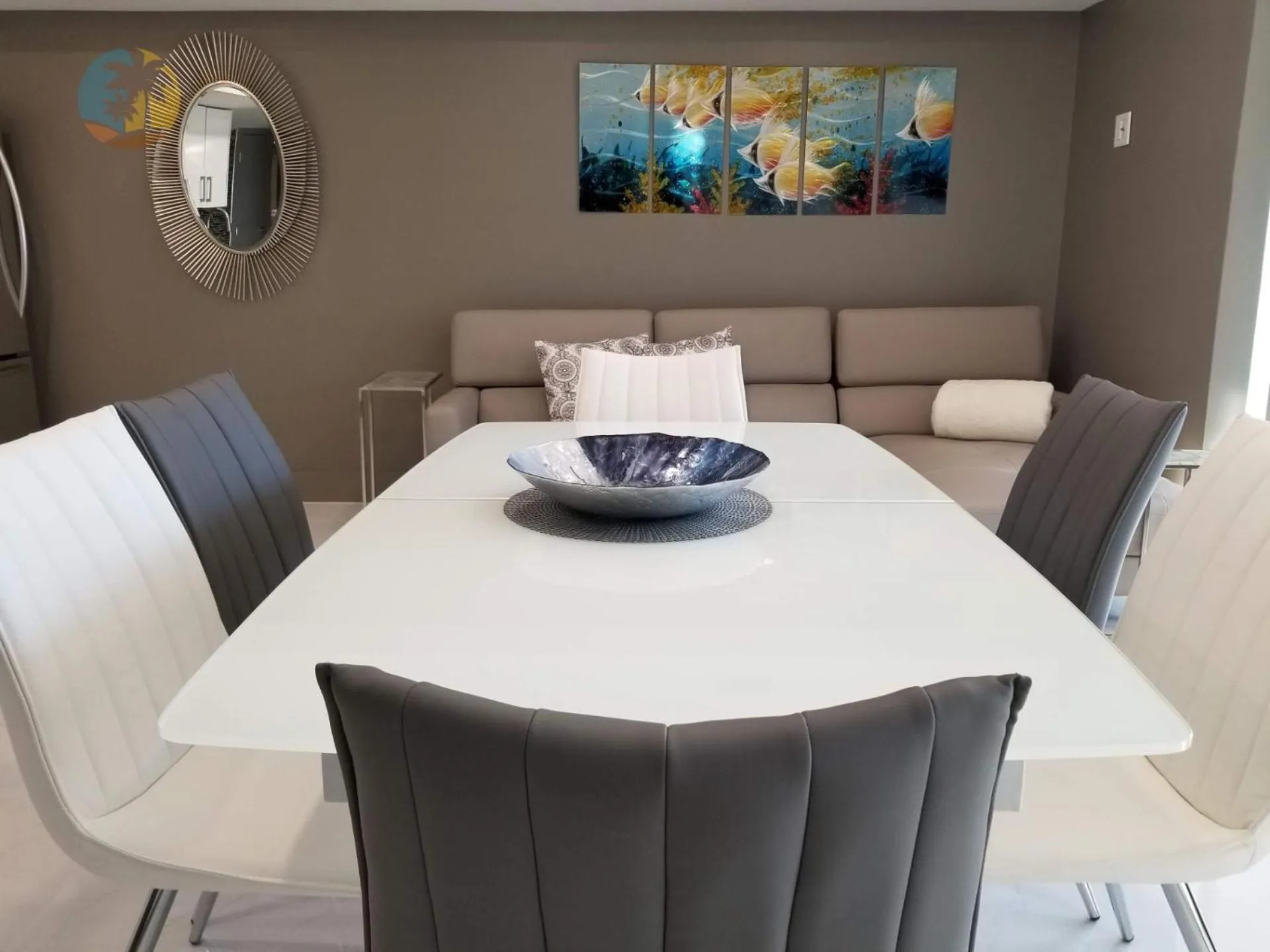 Luxury Beach Resort - HORA RENTALS