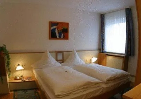 Bedroom, Bed in Zum Ochsen