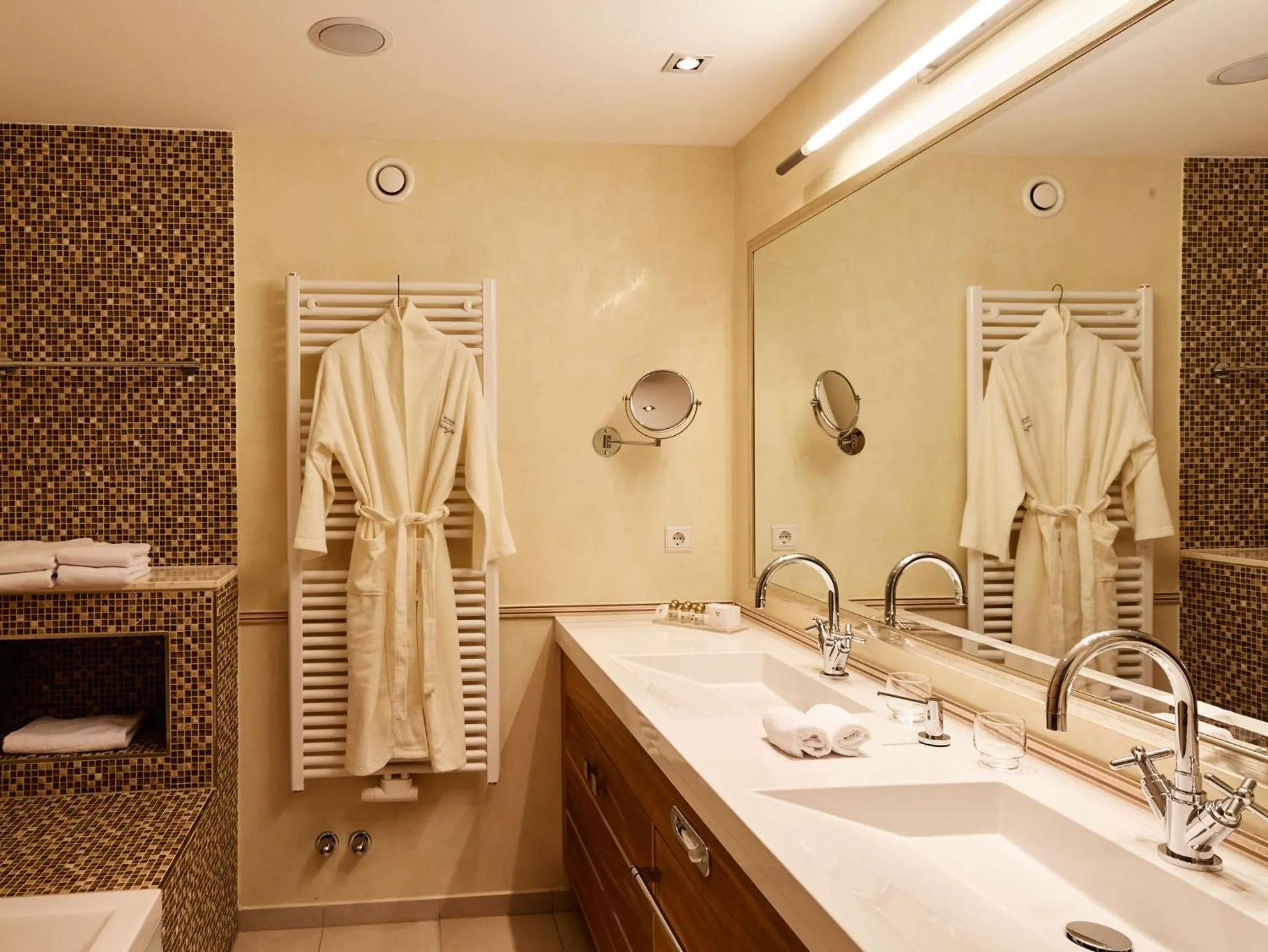 Bathroom in Hotel Auriga
