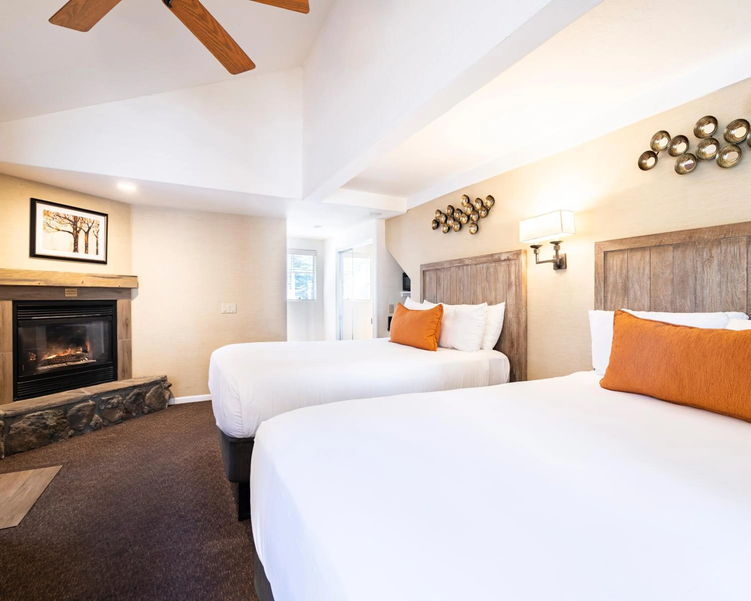 Bedroom, Bed in Tenaya at Yosemite