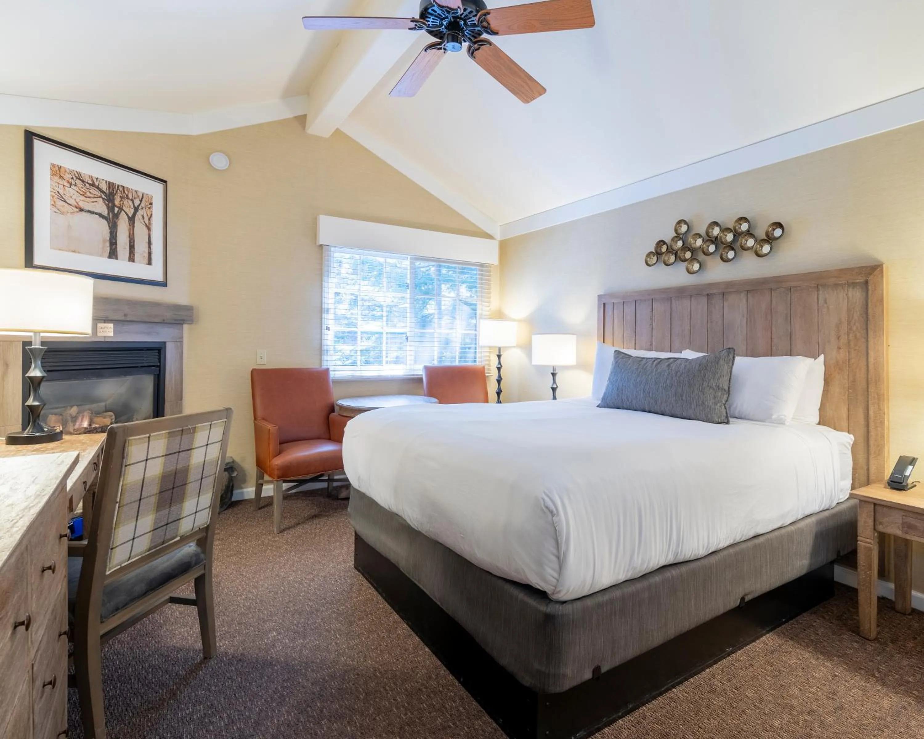 Bedroom, Bed in Tenaya at Yosemite