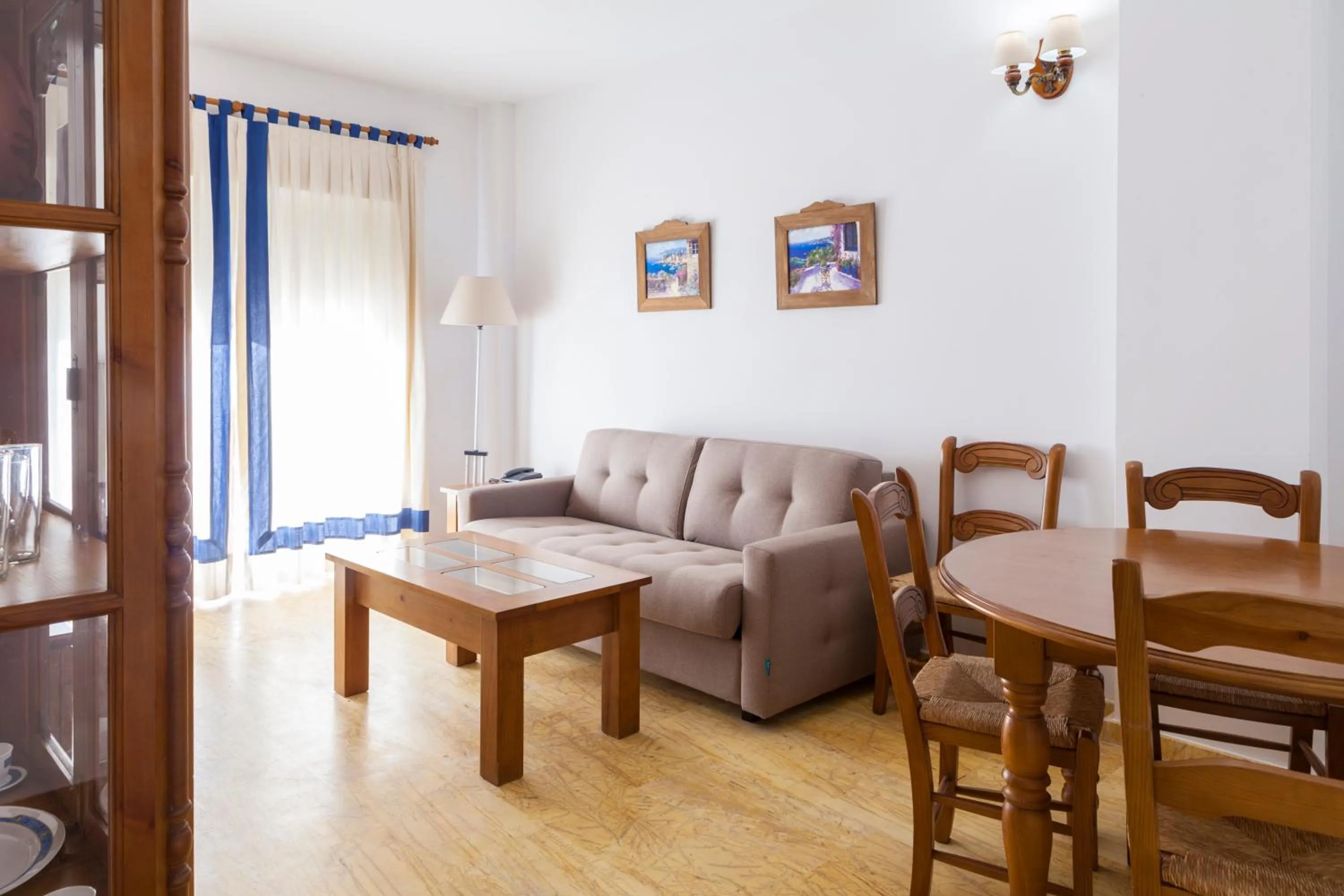 Living room in Apartamentos Mexico