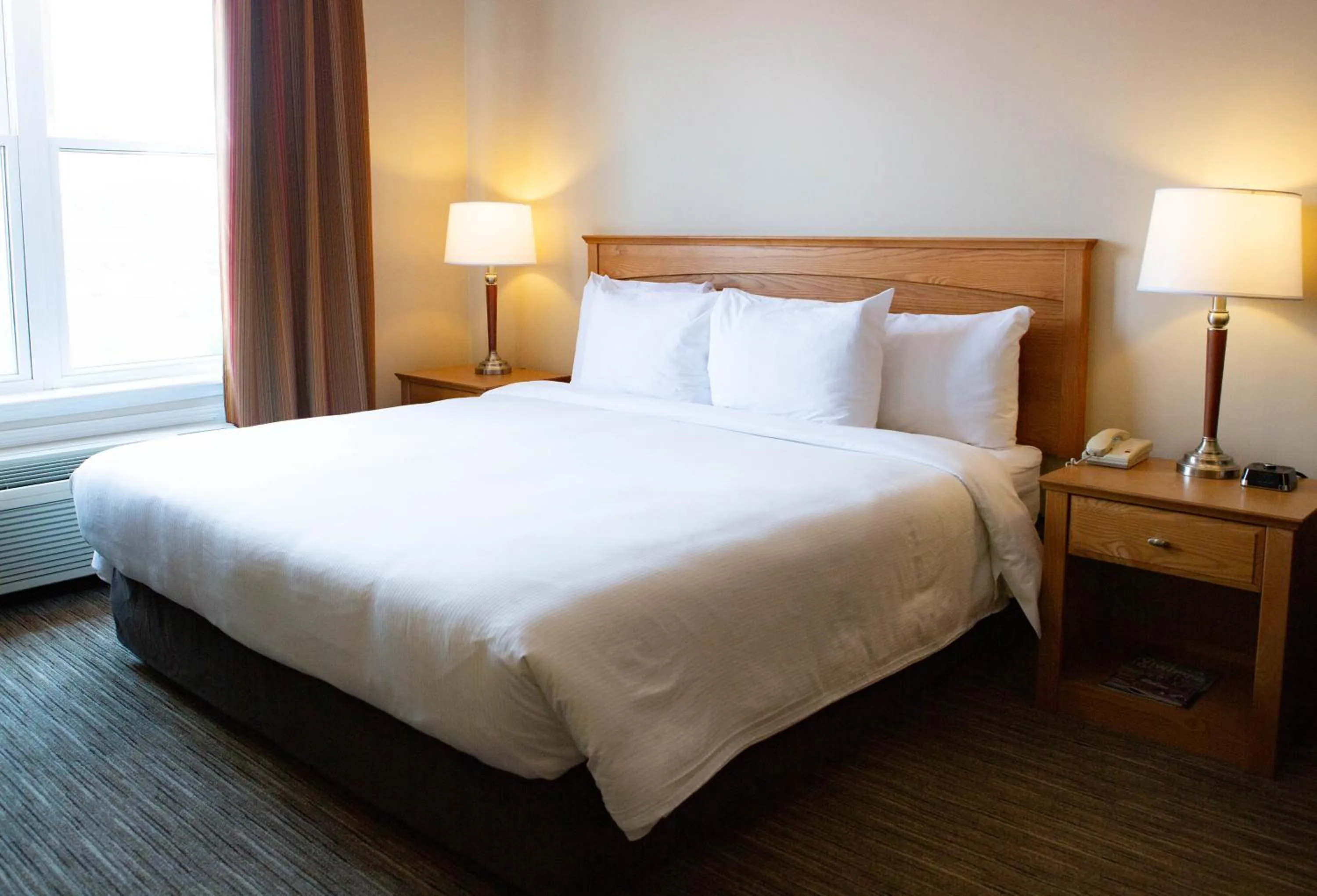 Bed in Future Inns Halifax Hotel & Conference Centre