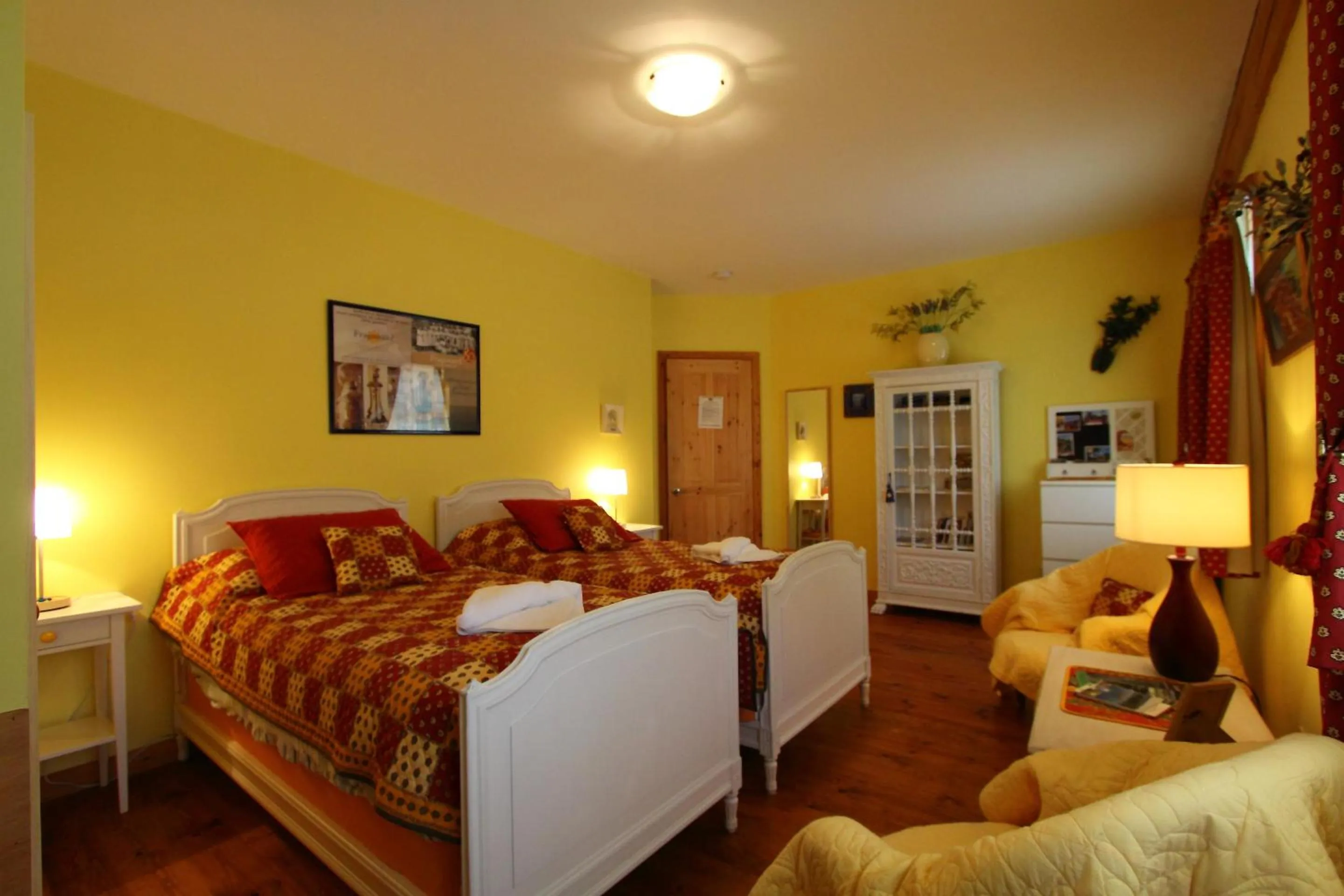 Bedroom, Bed in Escale du Nord