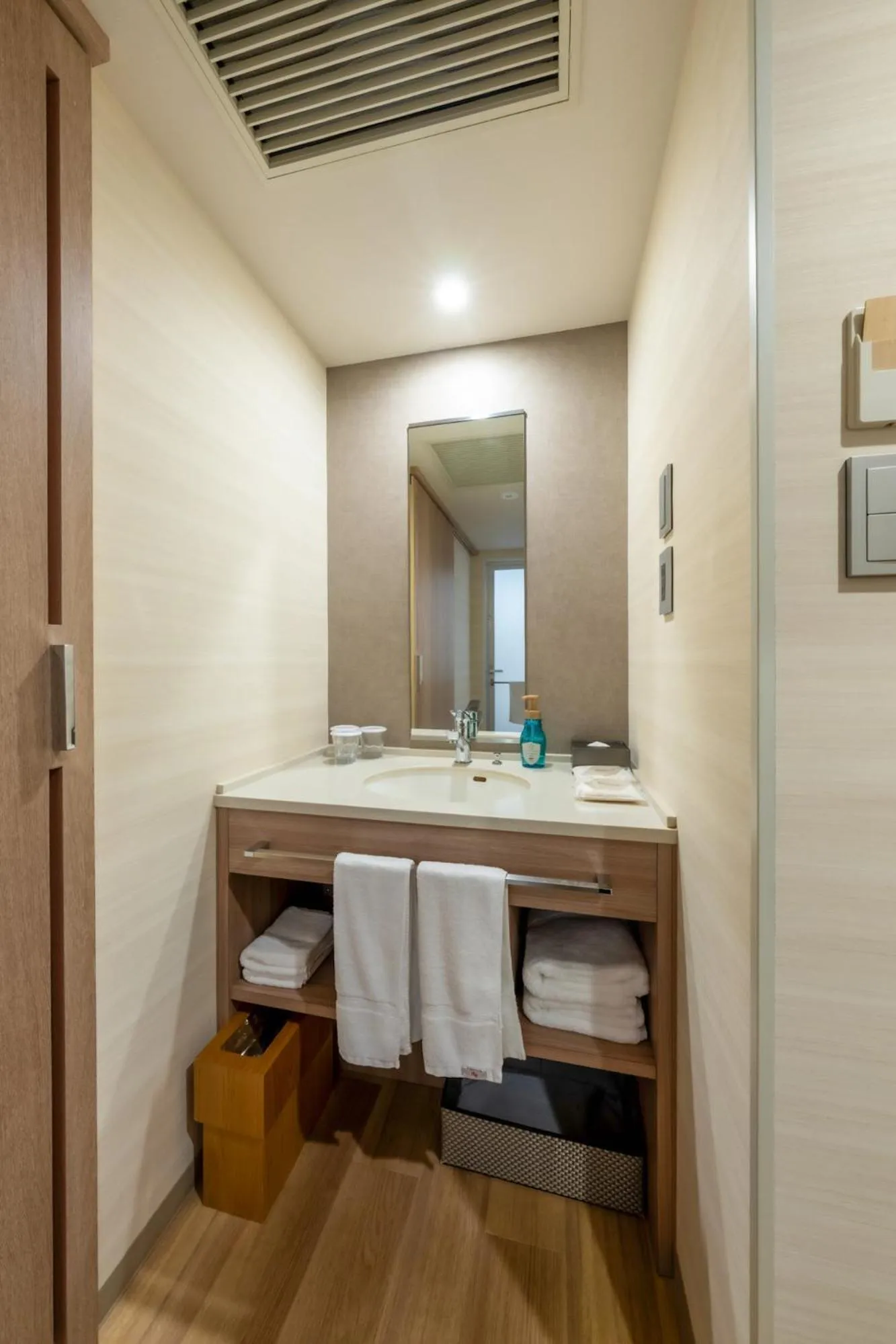 Bathroom in Richmond Hotel Yokohama Ekimae