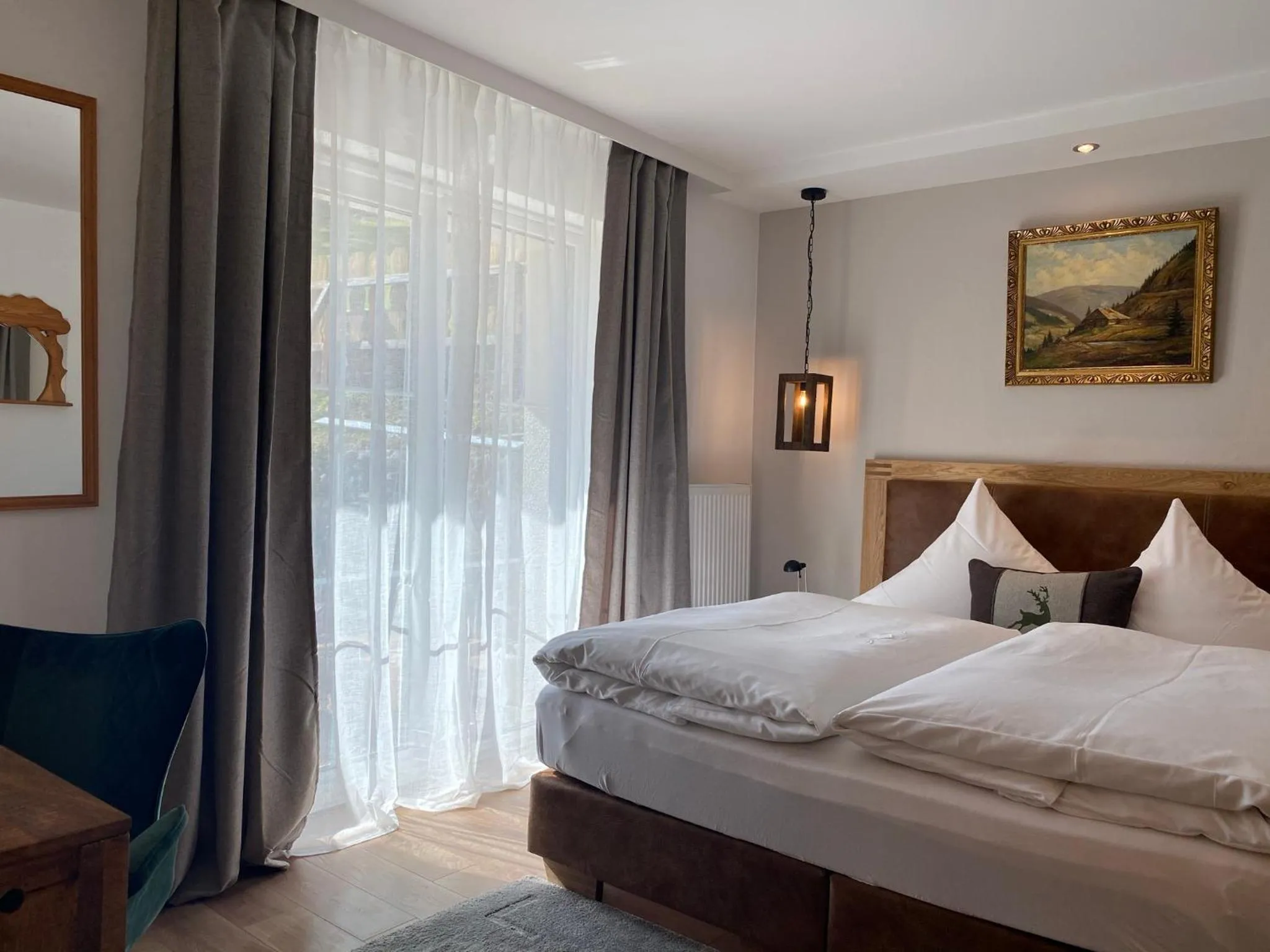 Bed in Schwarzwald-Hotel Kraeutle