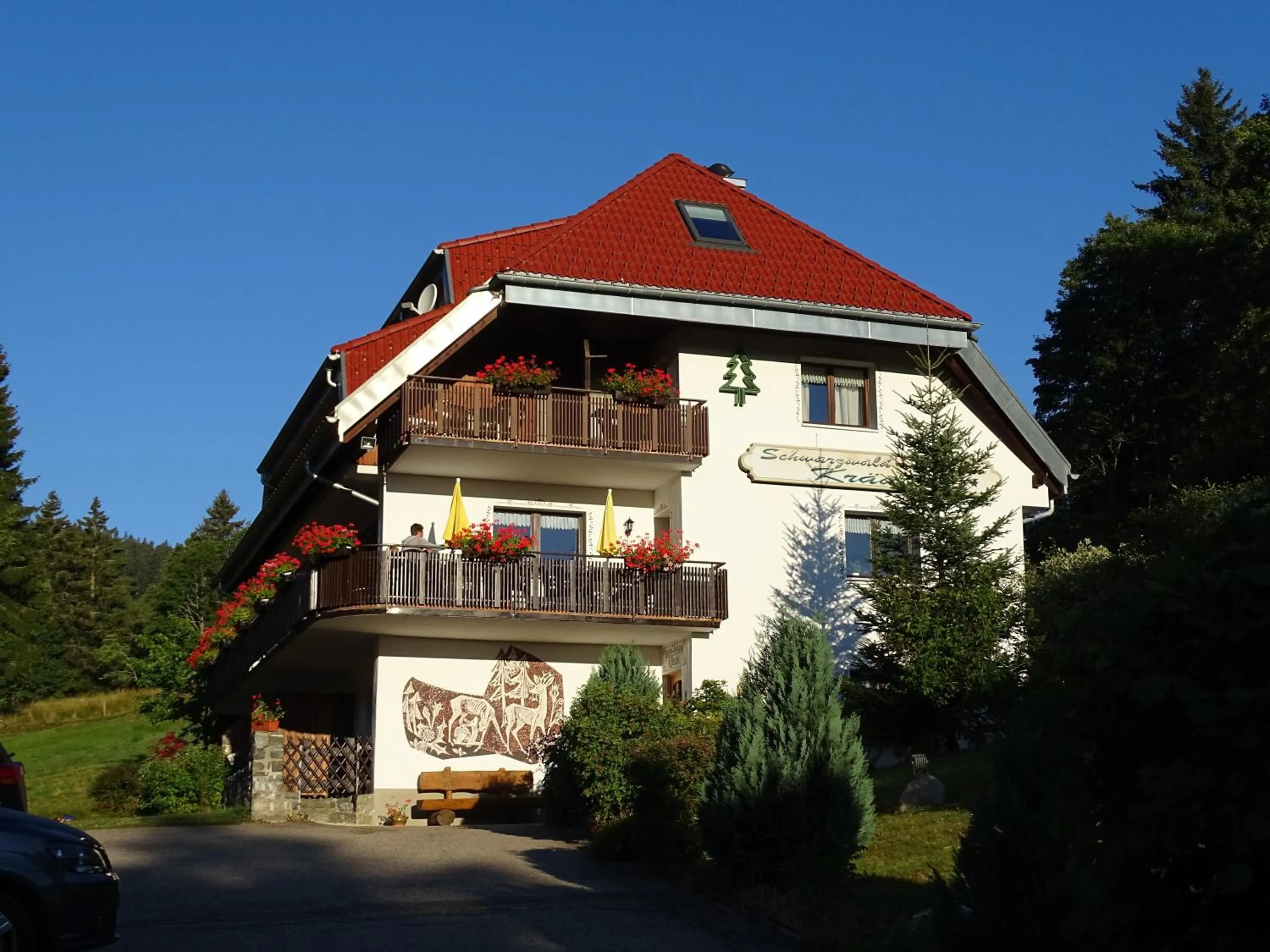 Facade/entrance in Schwarzwald-Hotel Kraeutle