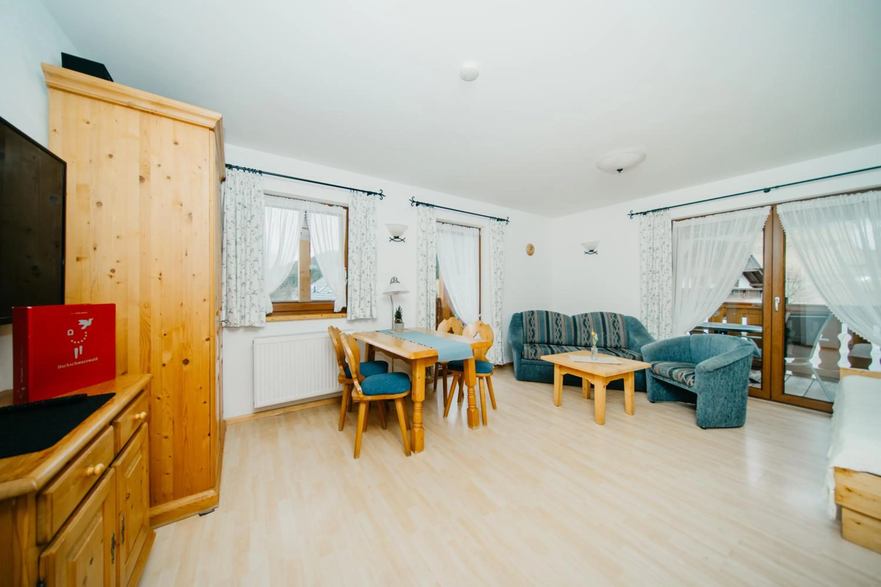 Living room in Schwarzwald-Hotel Kraeutle