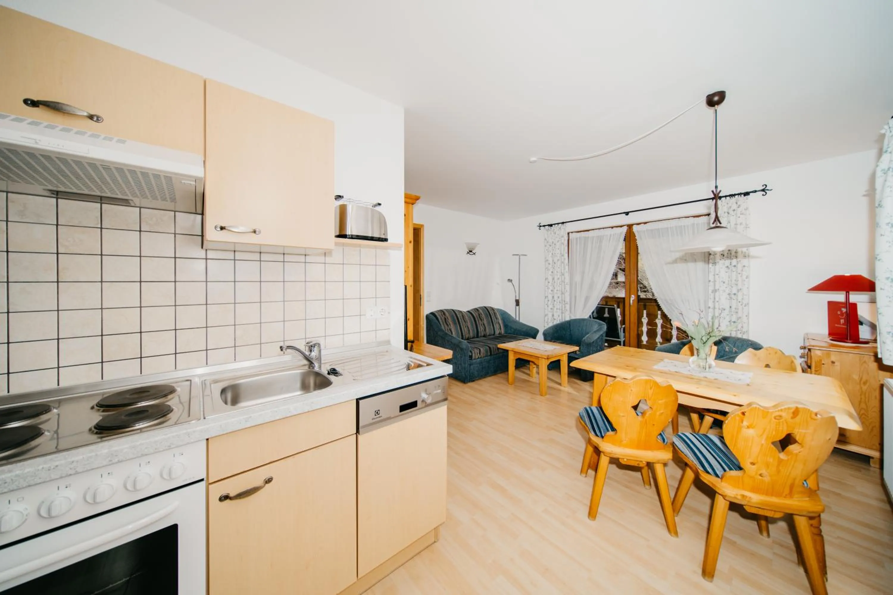 Kitchen or kitchenette in Schwarzwald-Hotel Kraeutle