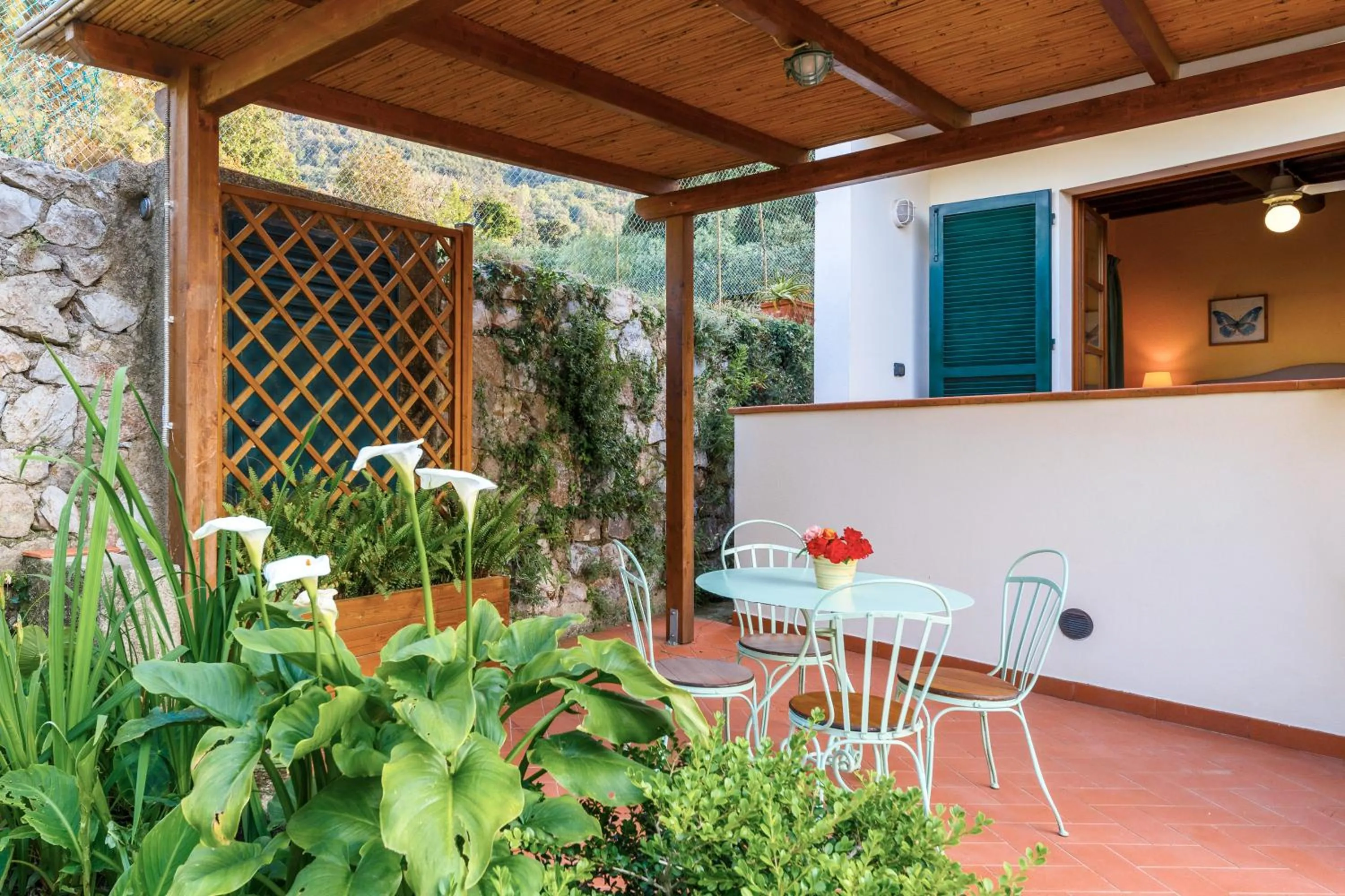 Patio in Hotel Cernia Isola Botanica