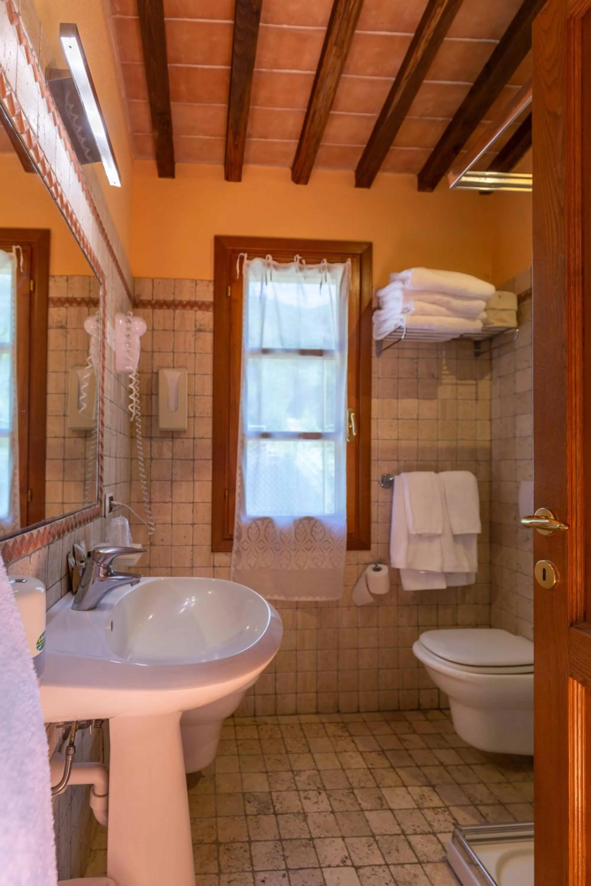 Bathroom in Hotel Cernia Isola Botanica