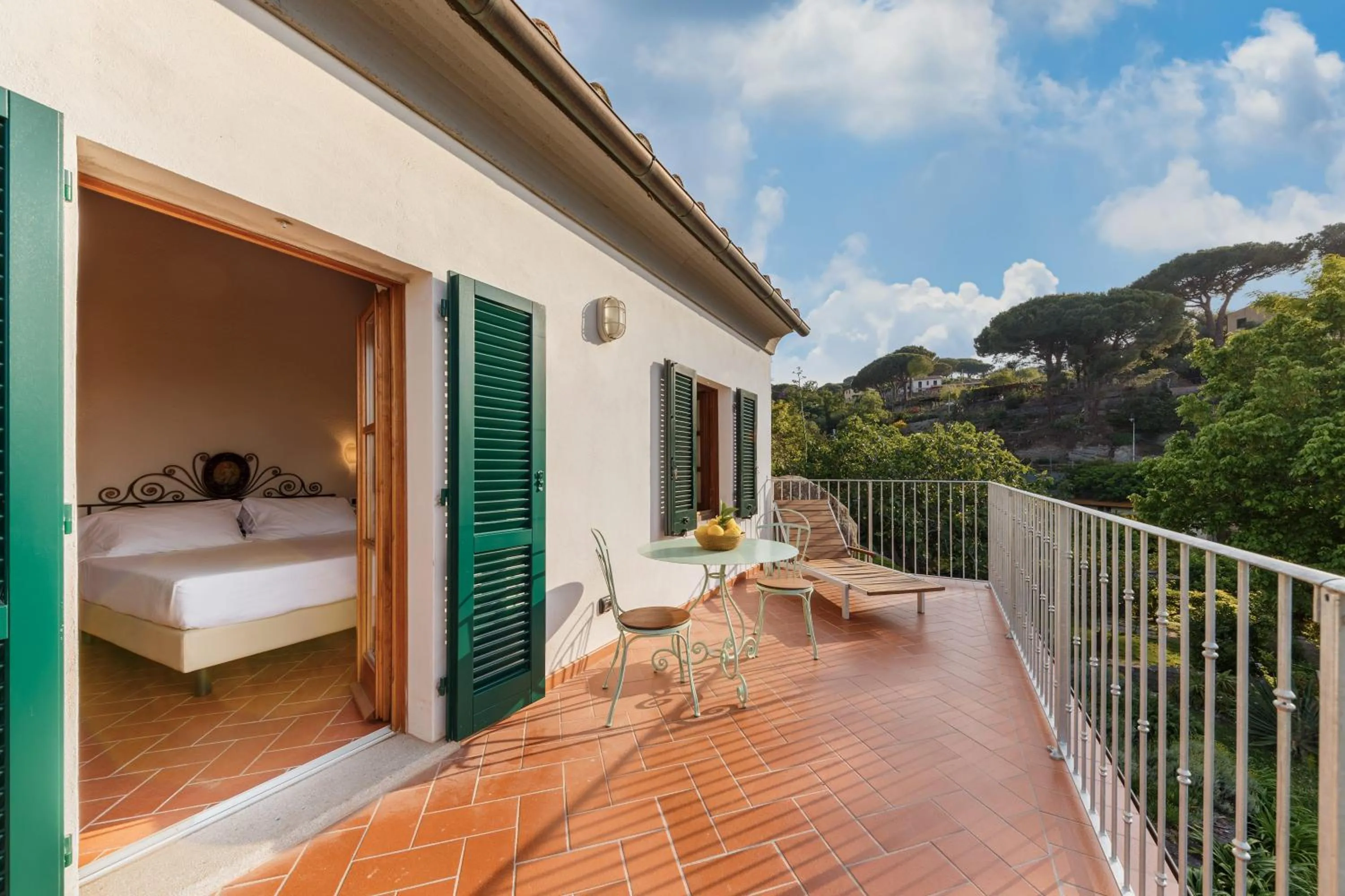 Property building in Hotel Cernia Isola Botanica