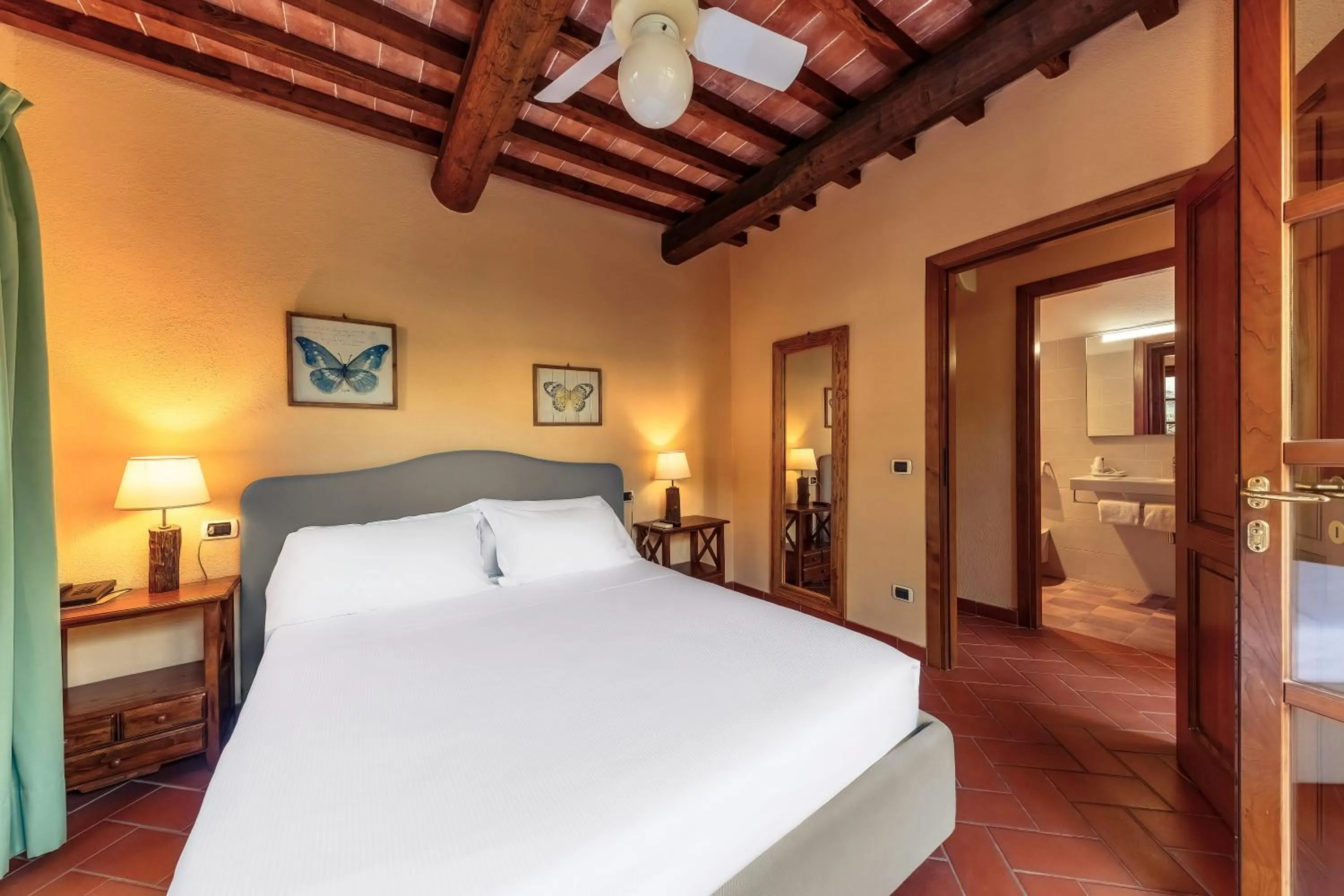 Bed in Hotel Cernia Isola Botanica