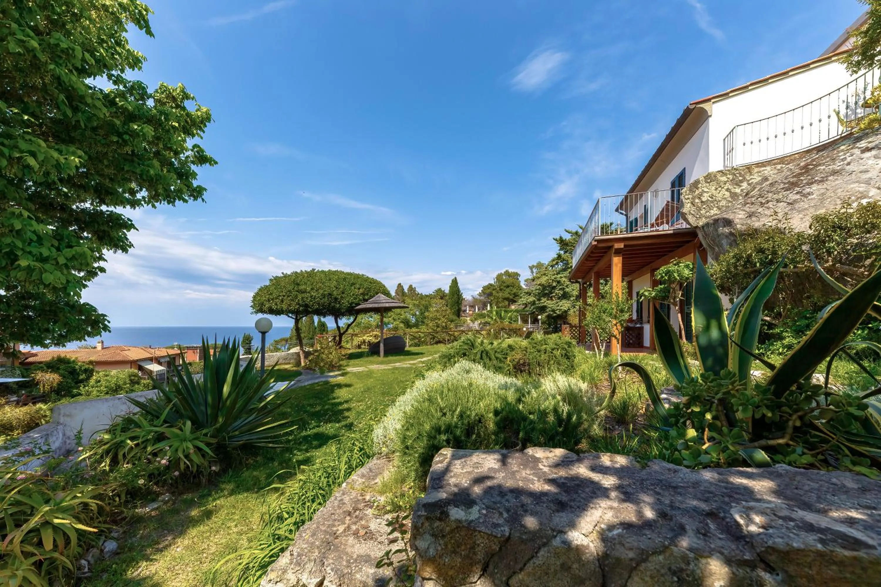 Property building in Hotel Cernia Isola Botanica