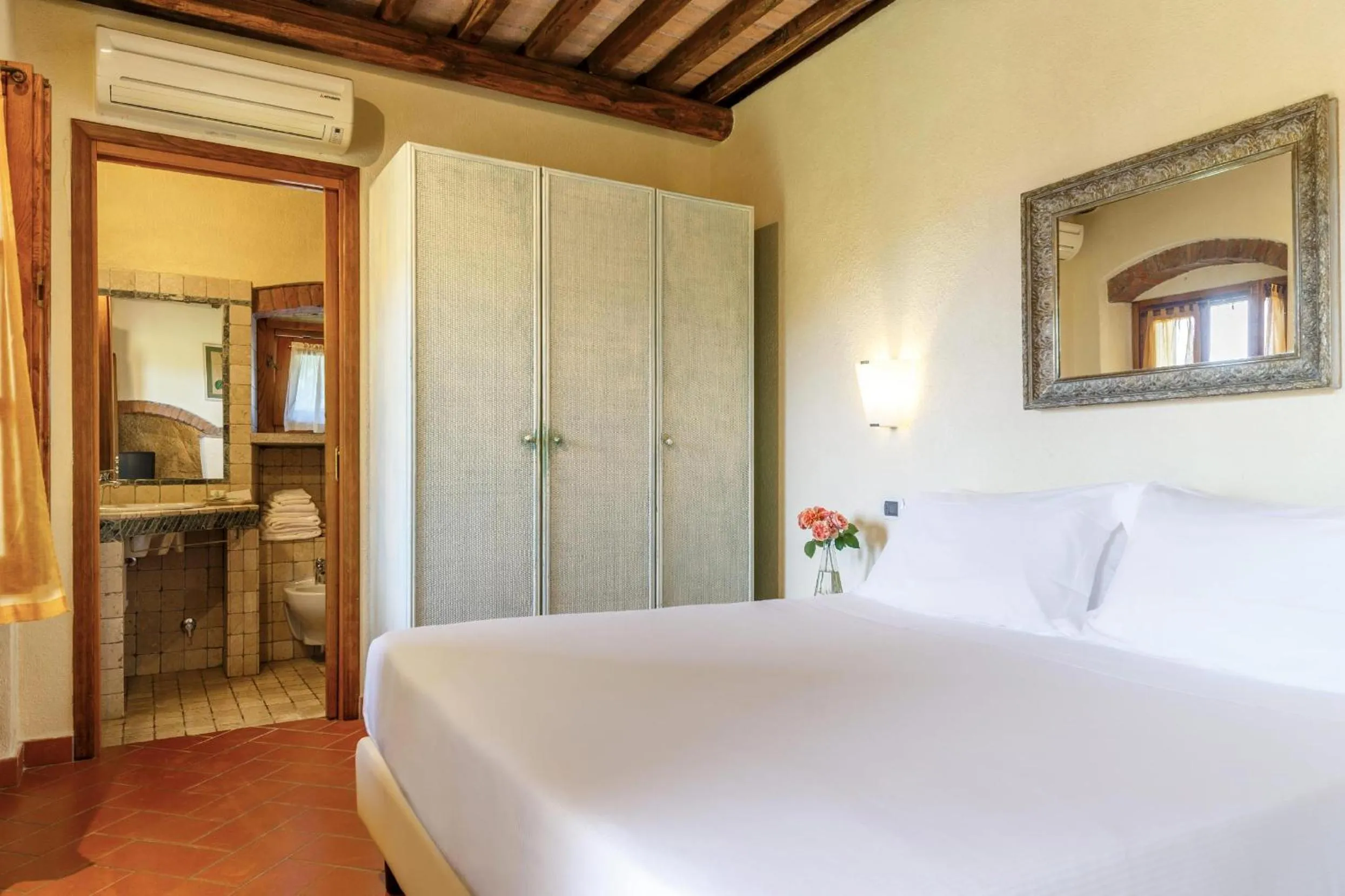 Bed in Hotel Cernia Isola Botanica