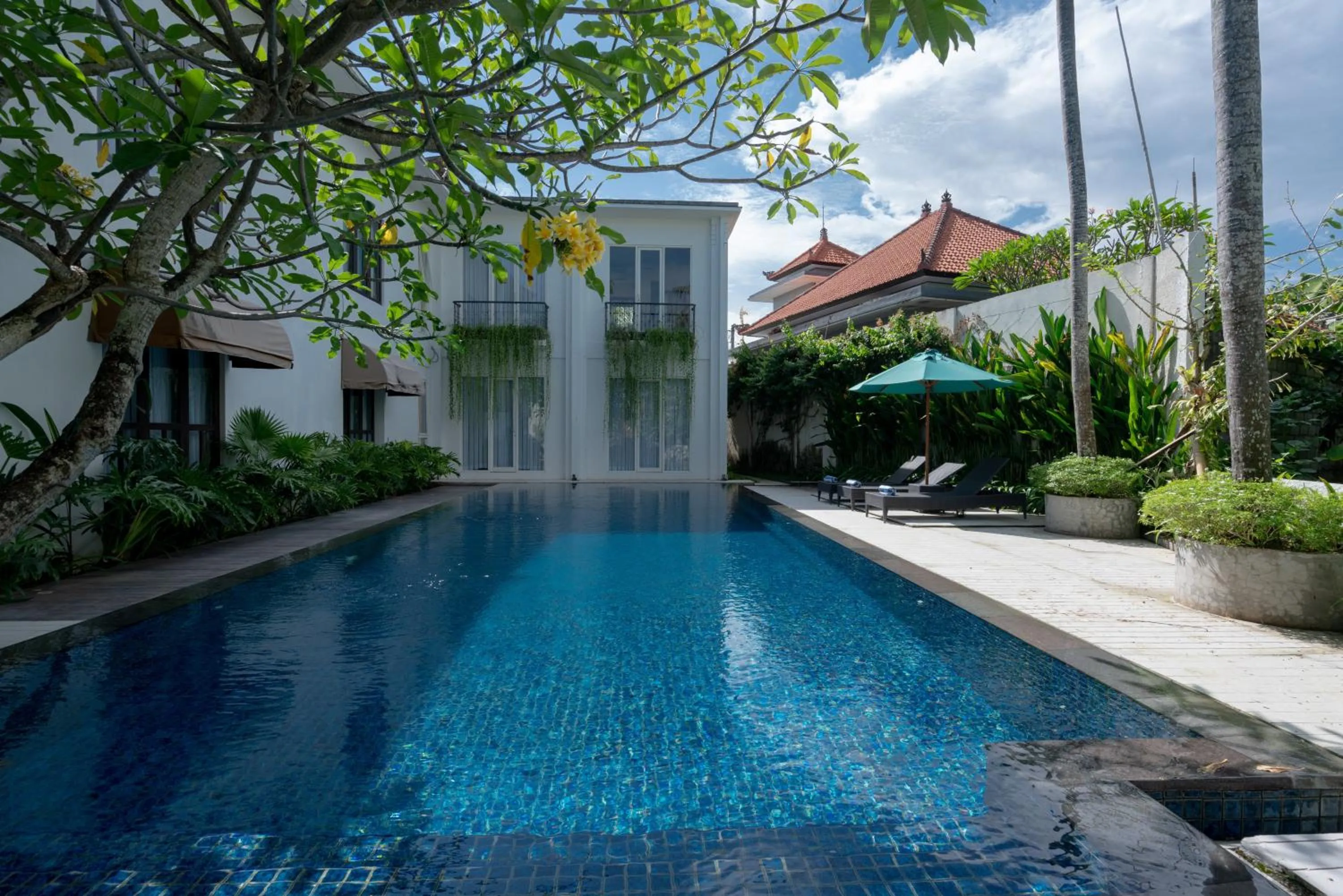 Swimming pool in Umpadhi Canggu