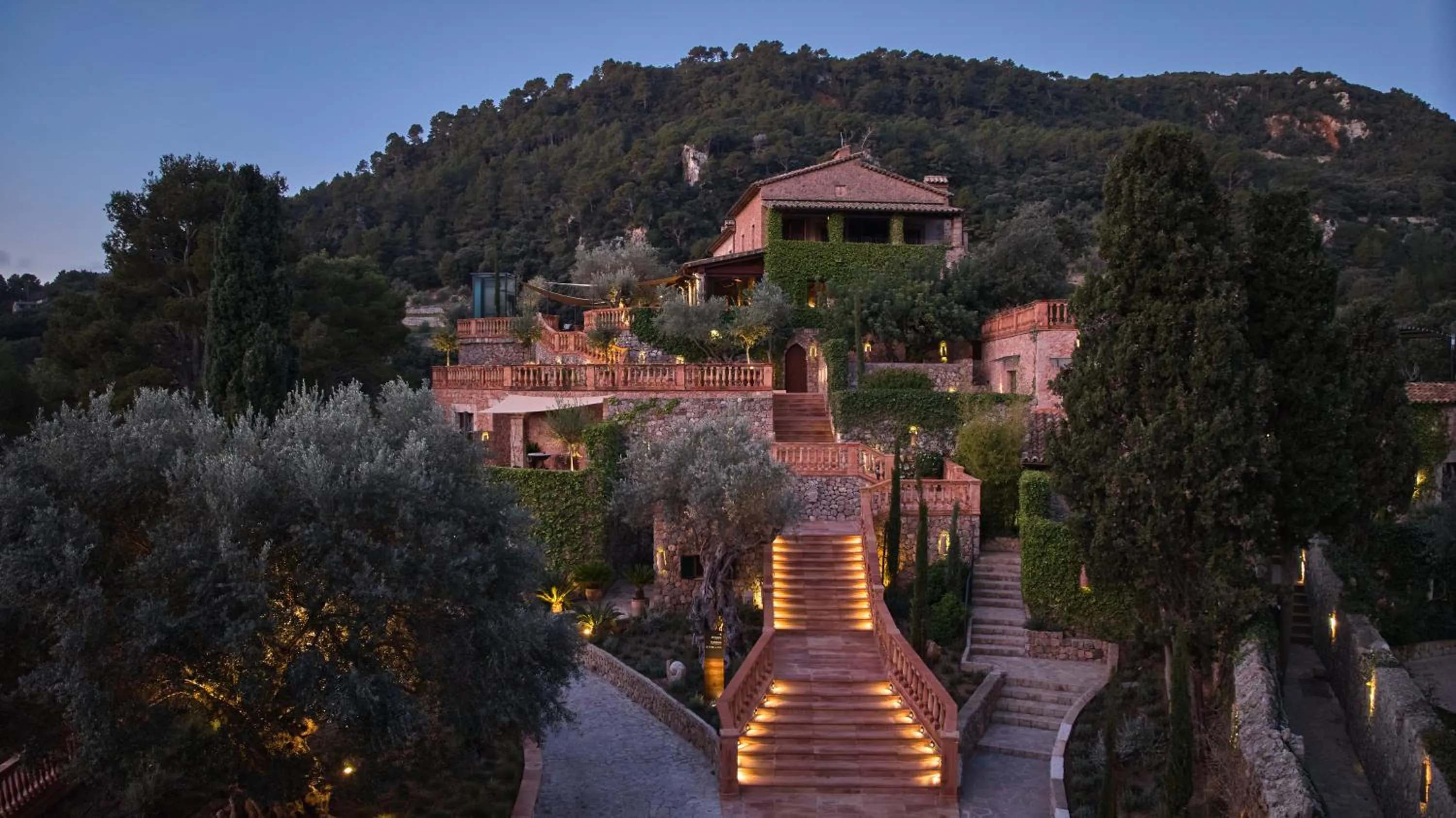 Facade/entrance in Valldemossa Hotel