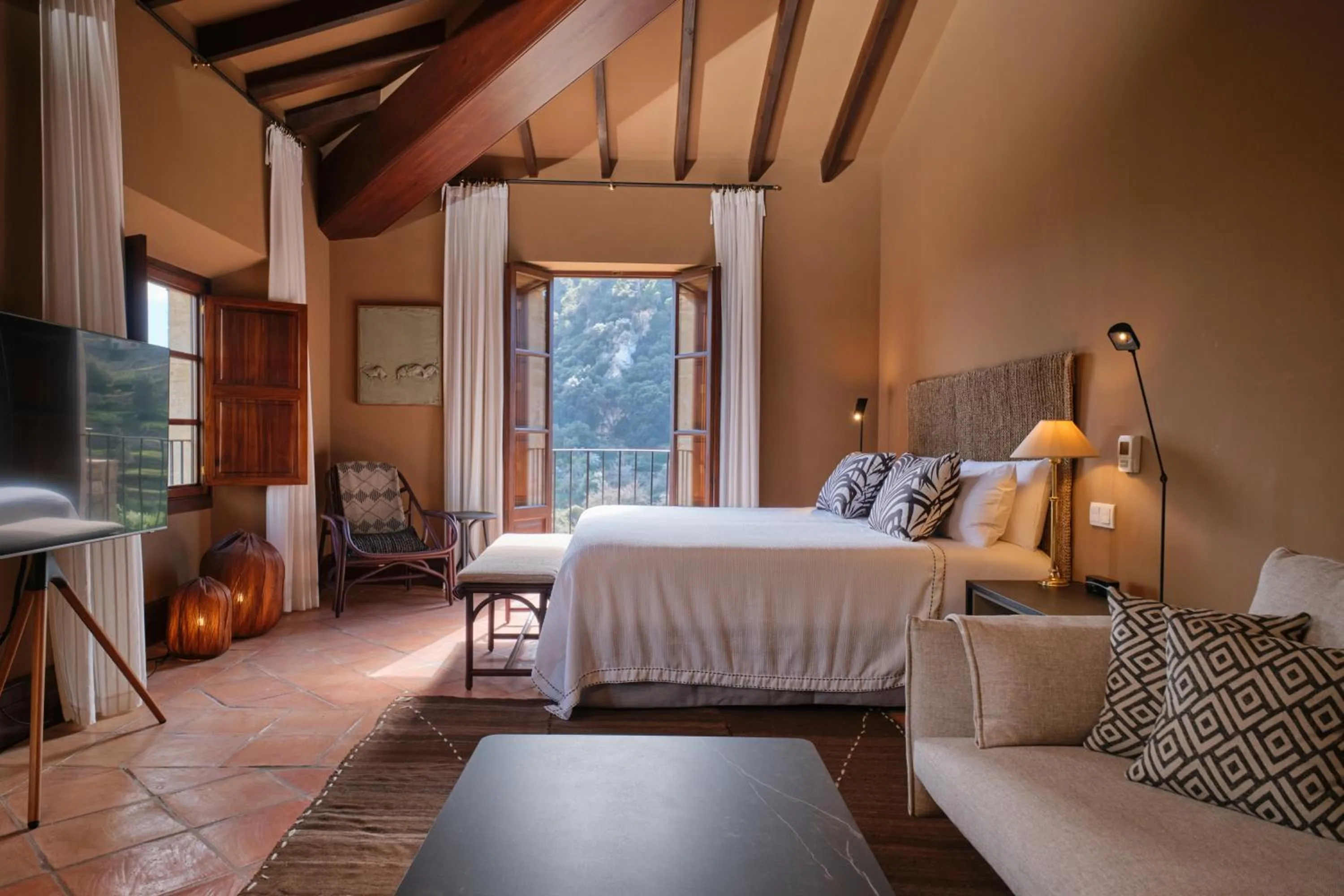 View (from property/room), Bed in Valldemossa Hotel