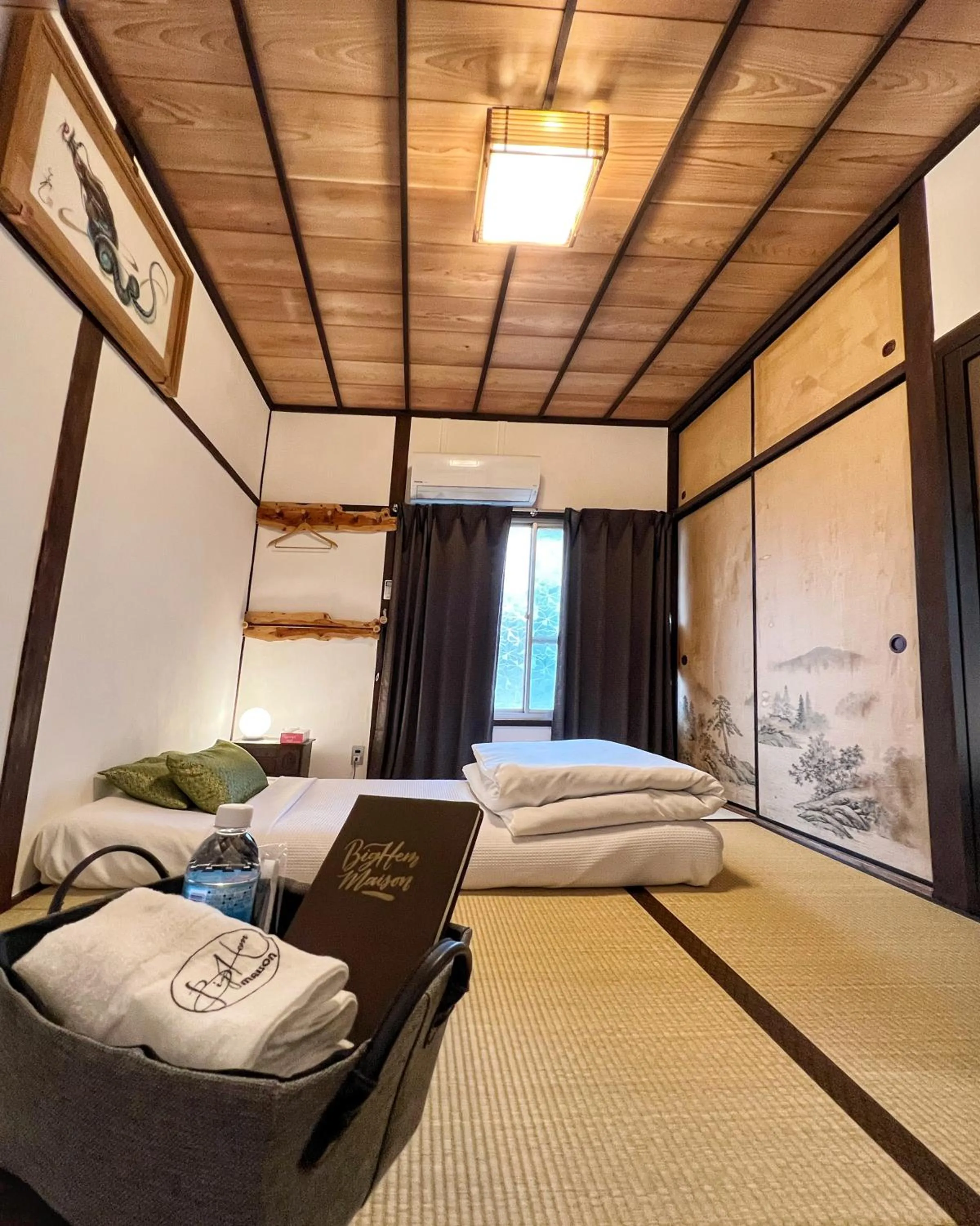 Bed in Bighem Maison