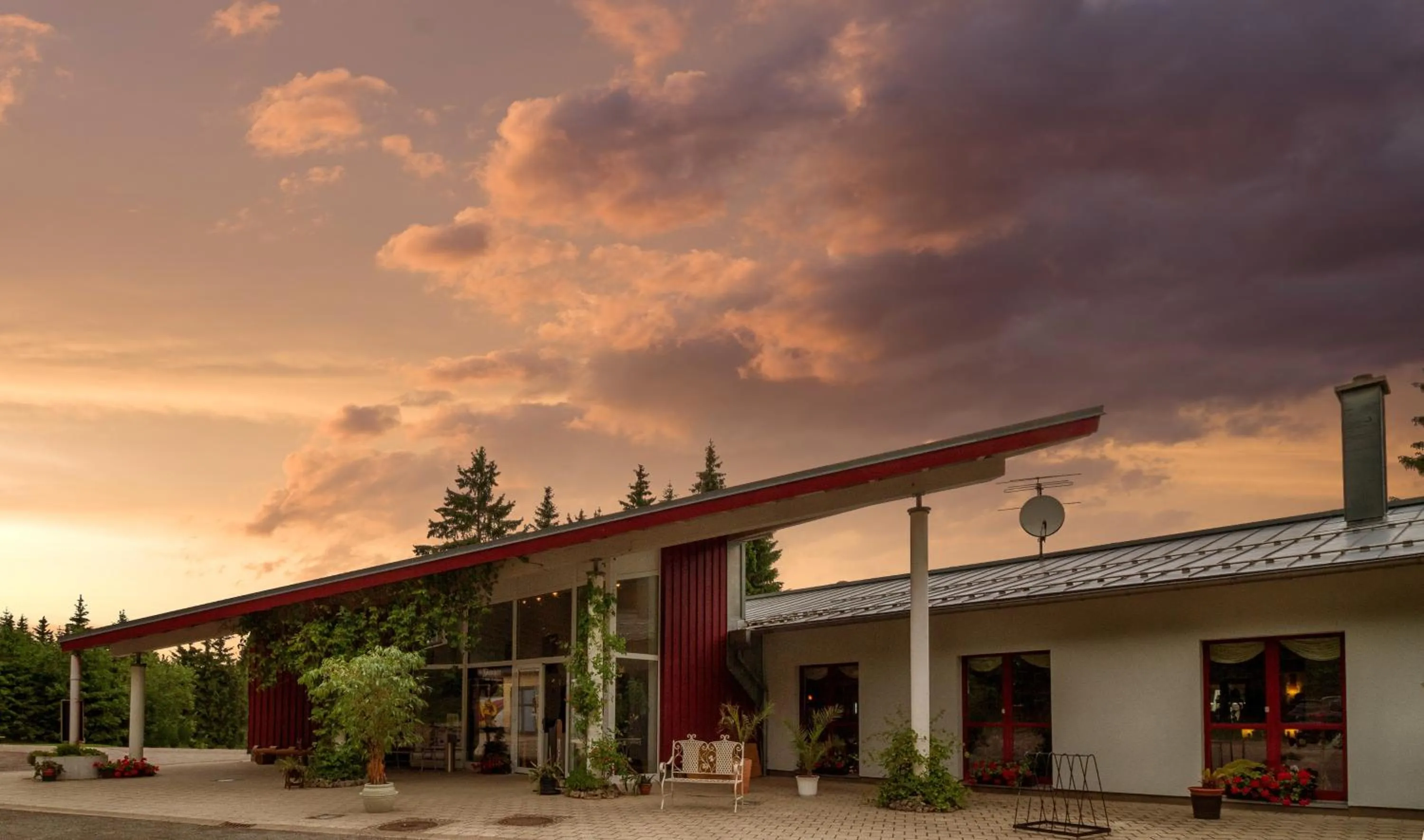 Restaurant/places to eat in Waldhotel Rennsteighöhe