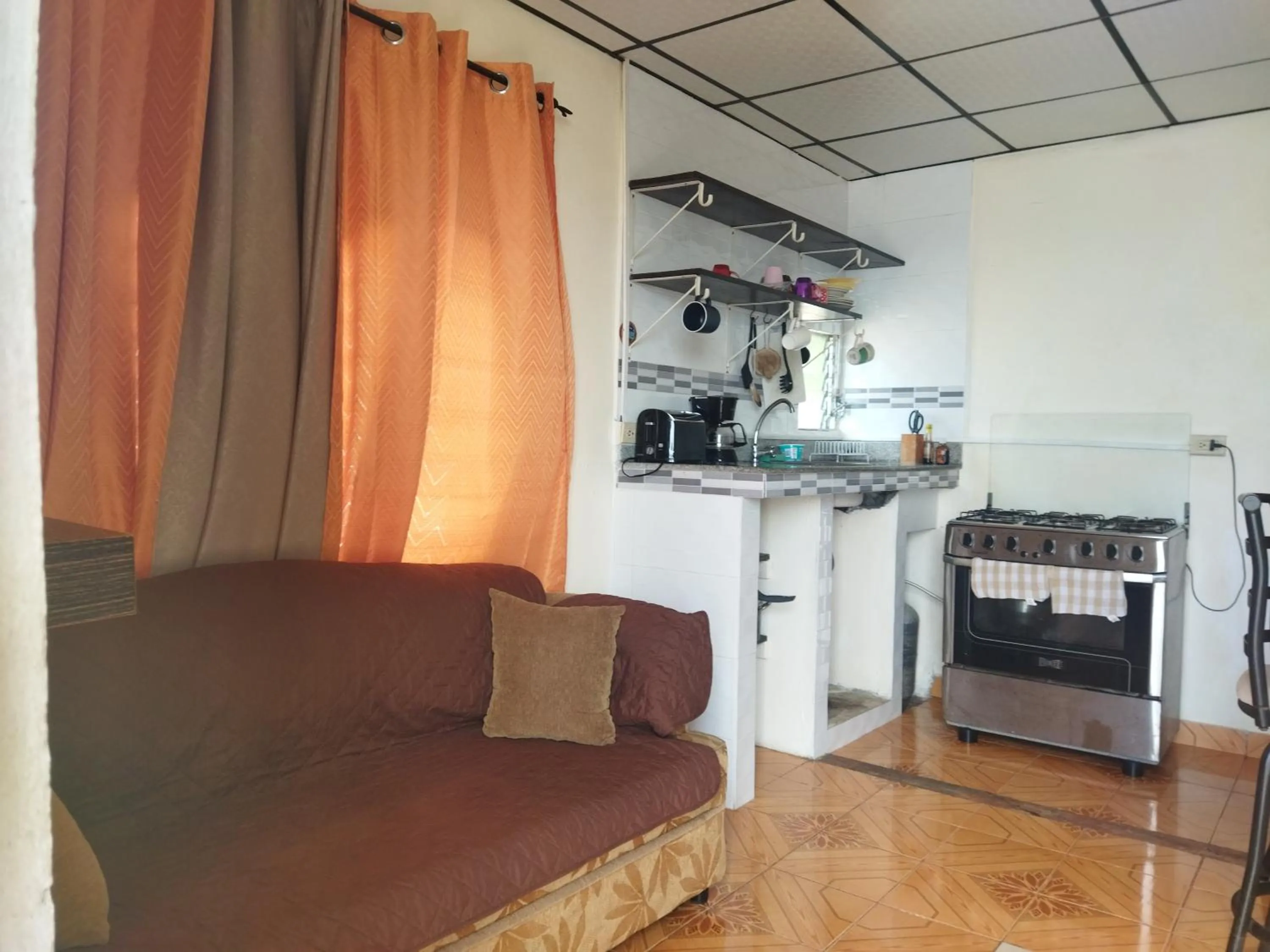 Kitchen or kitchenette in Ofiuras Hostal