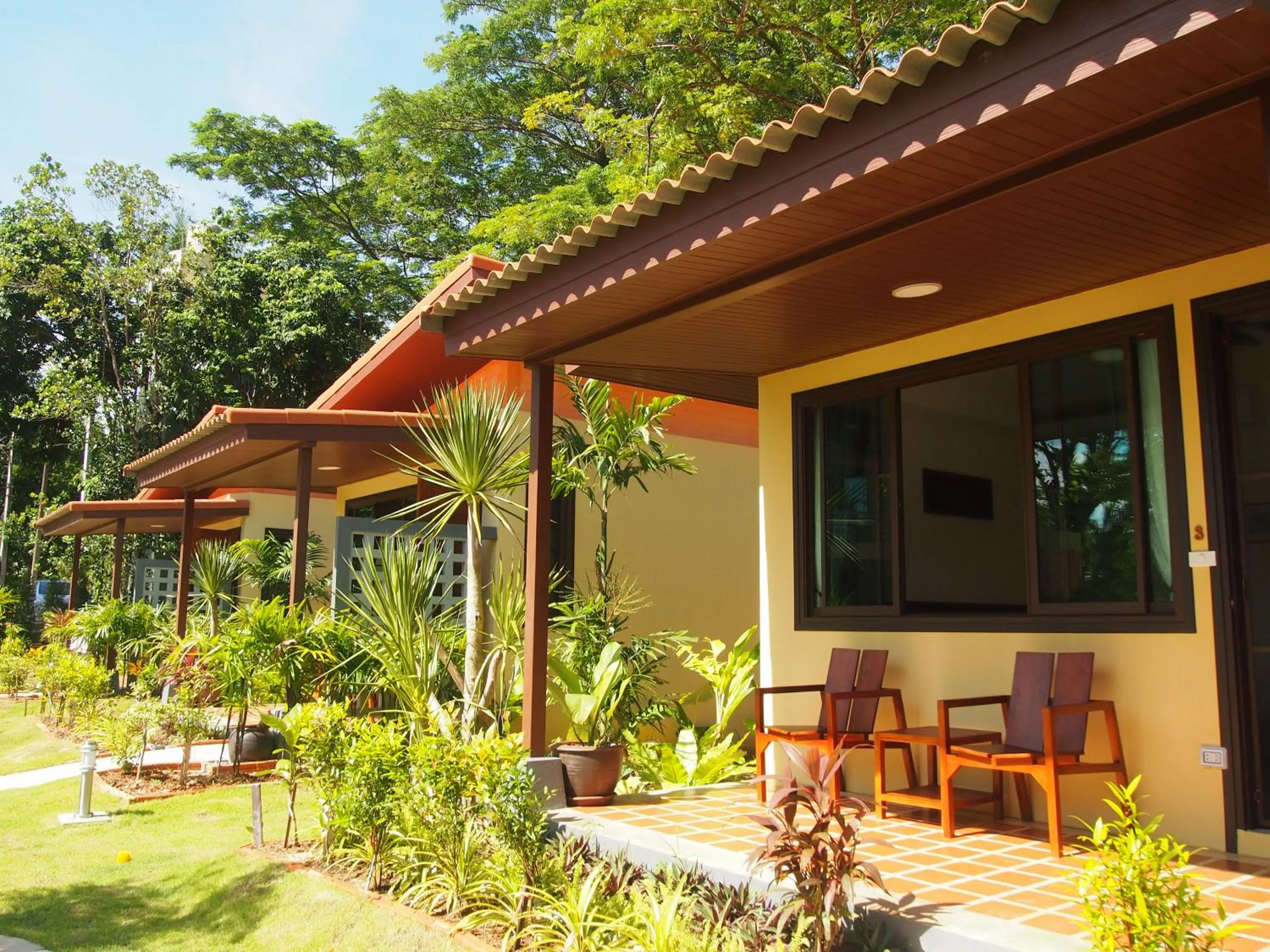 Garden in AT Bangsak Resort