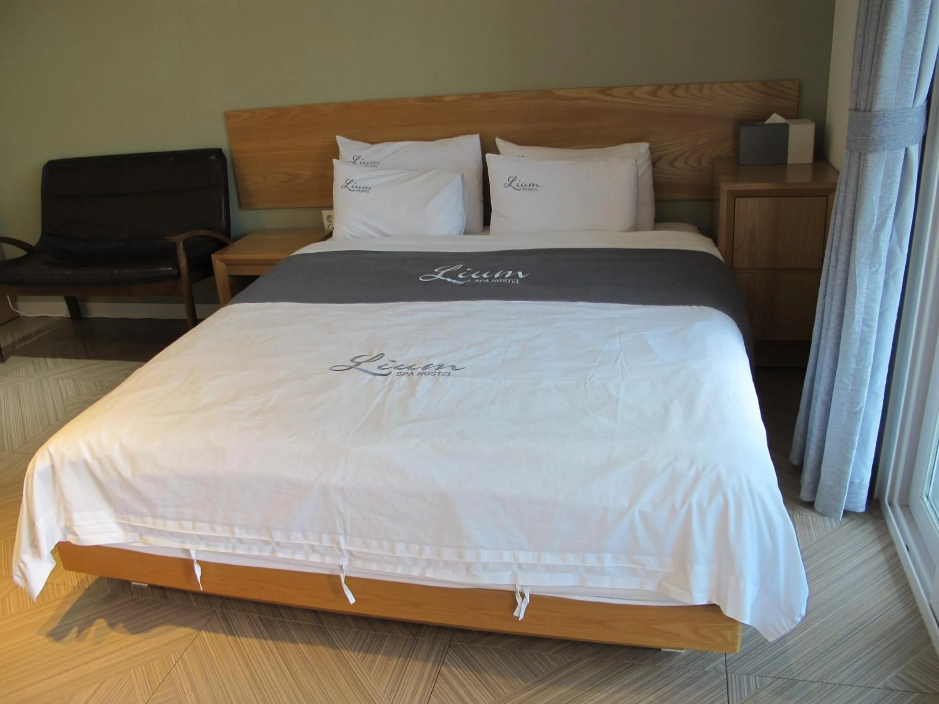 Bed in Lium Spa Hostel