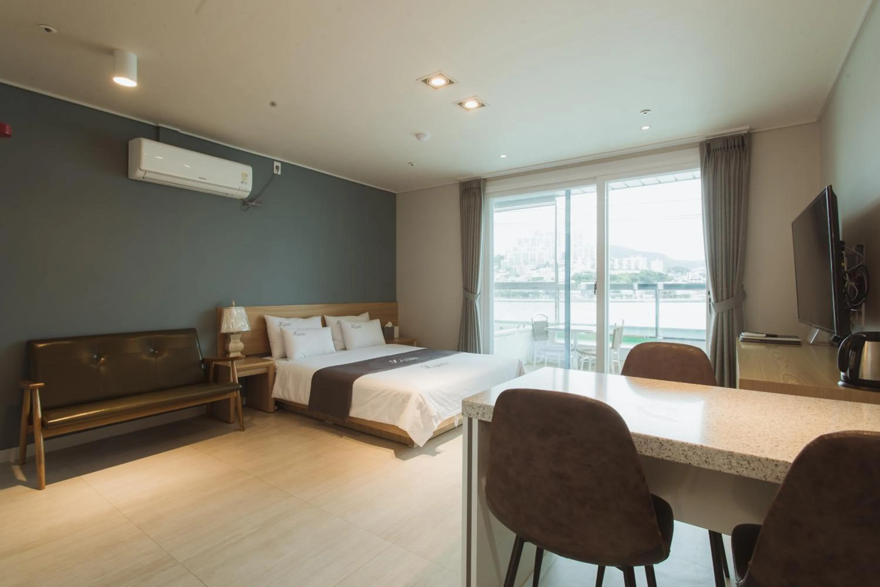 Bed in Lium Spa Hostel