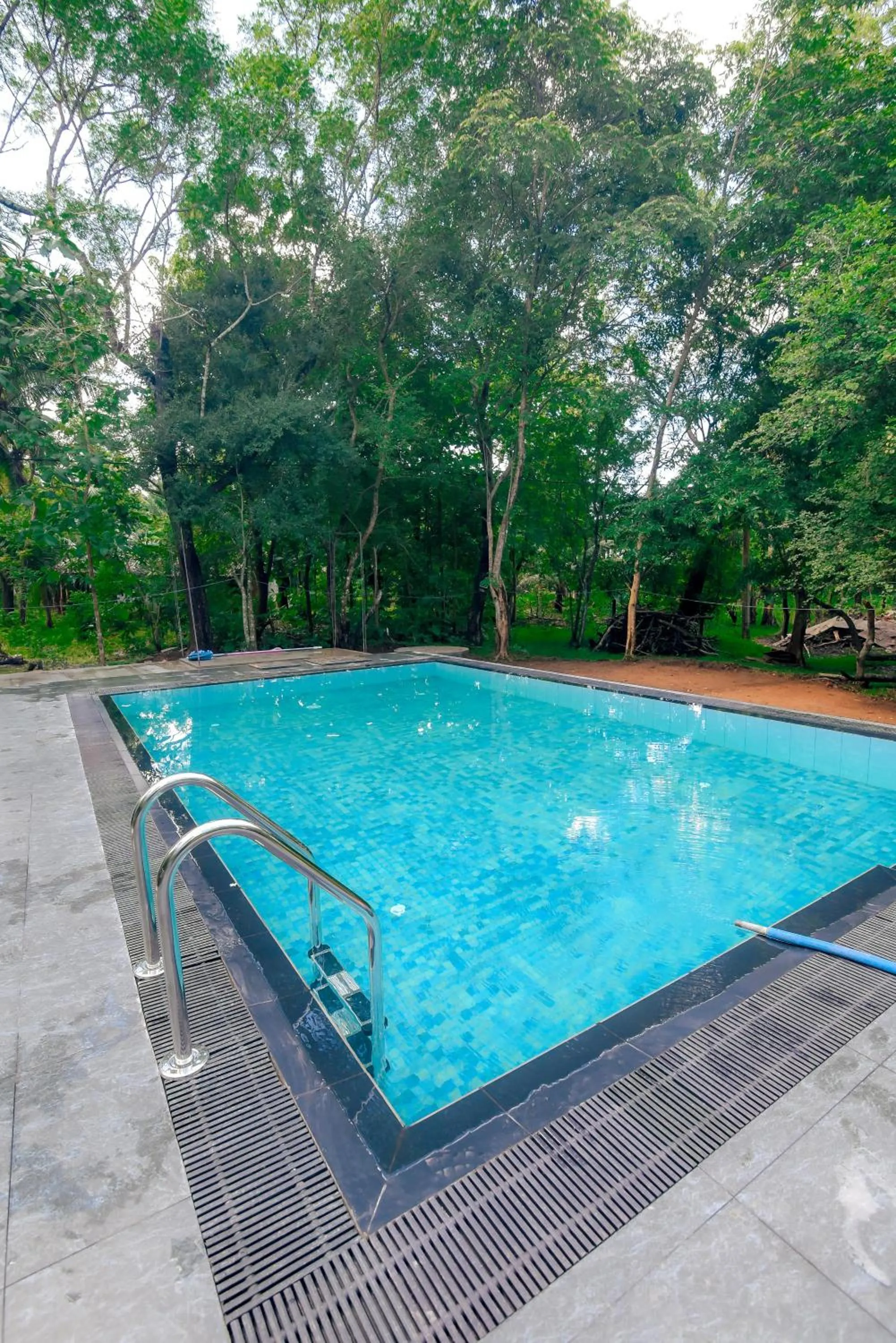 Swimming pool in Wildescape Polonnaruwa