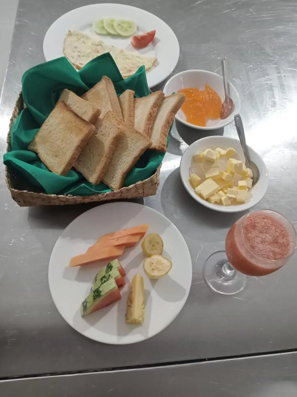 Breakfast in Wildescape Polonnaruwa