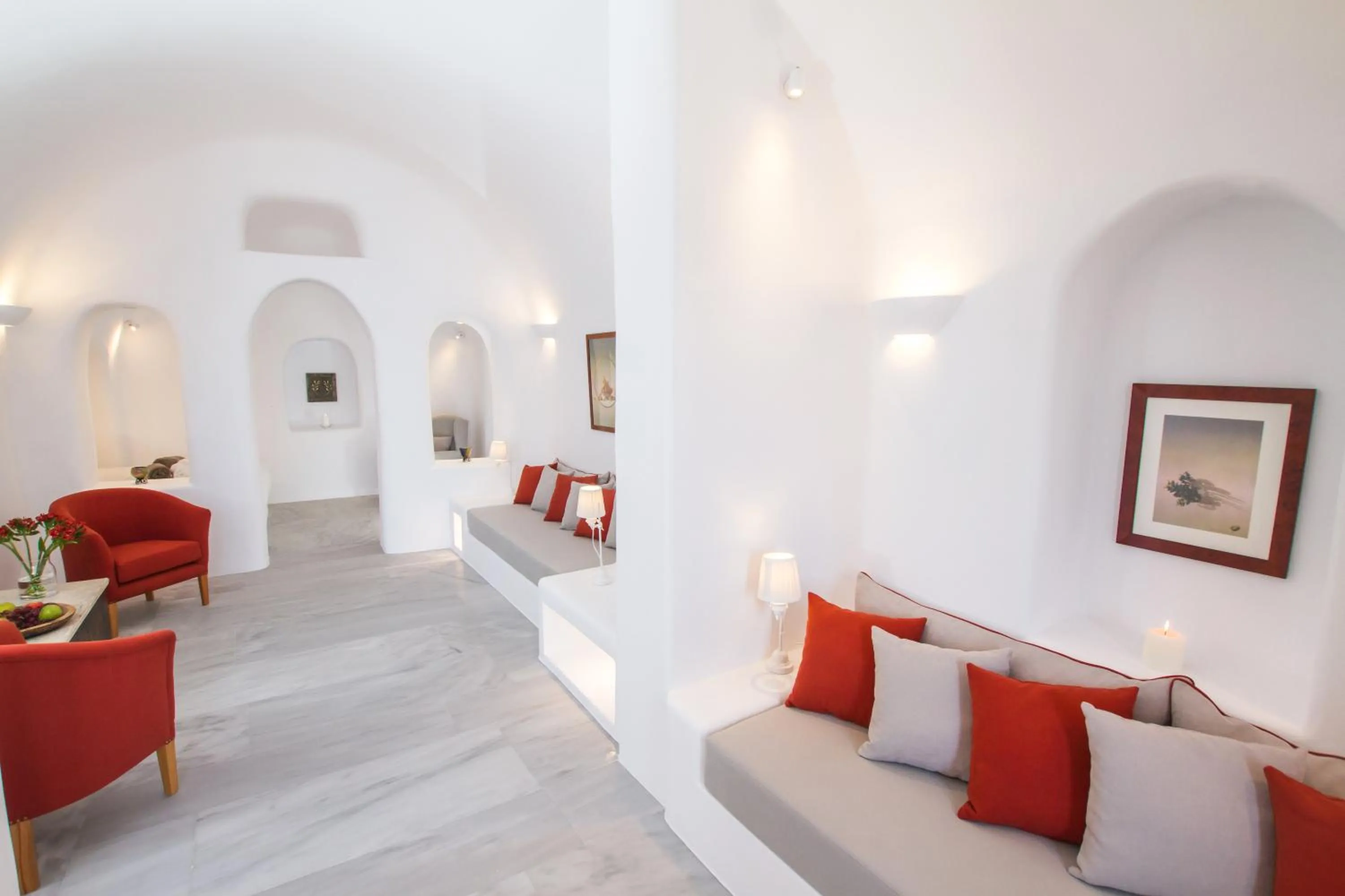 Seating area, Bed in Oia Mare Villas