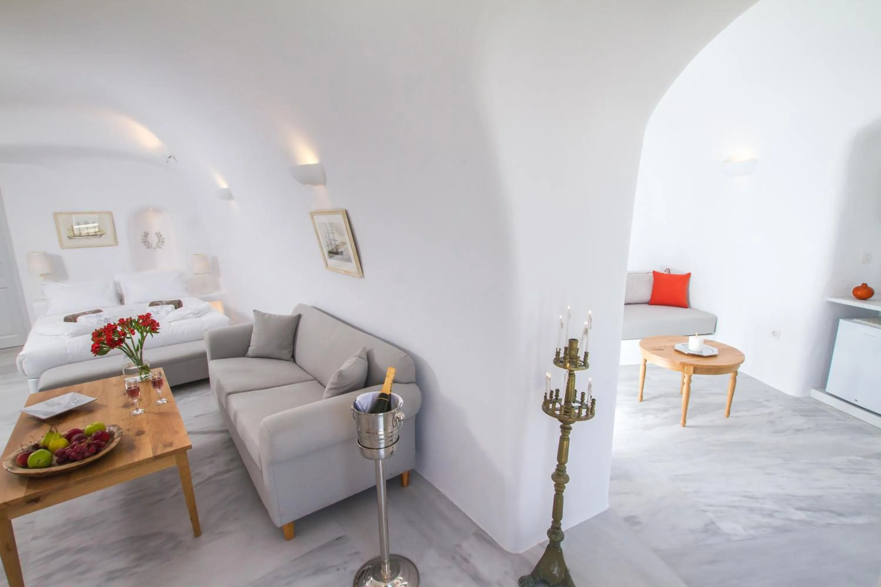 Seating area in Oia Mare Villas