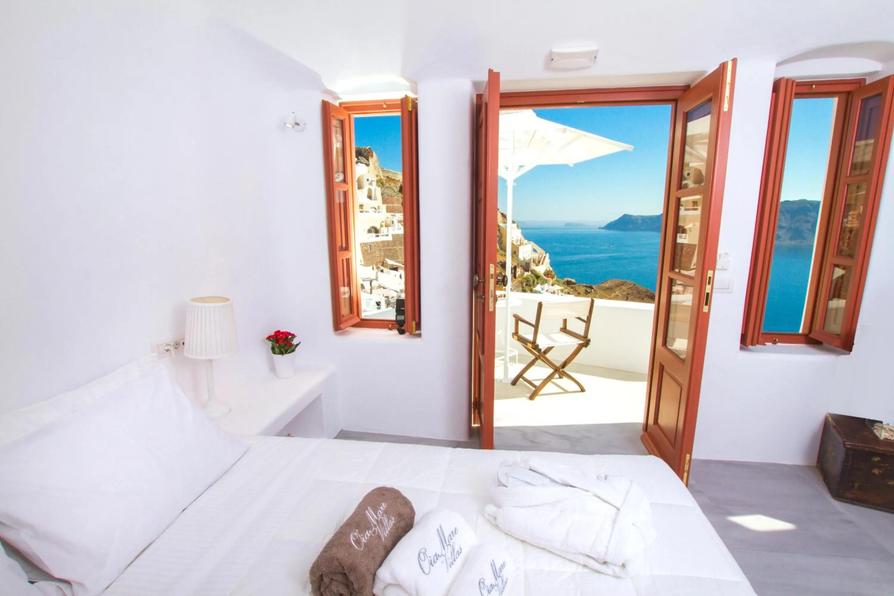 Sea view, Bed in Oia Mare Villas
