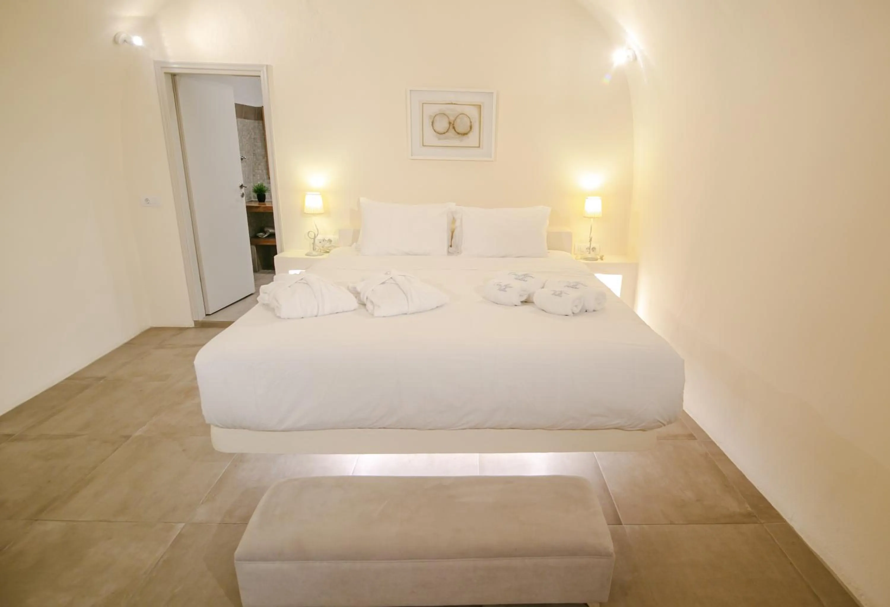 Bedroom, Bed in Oia Mare Villas