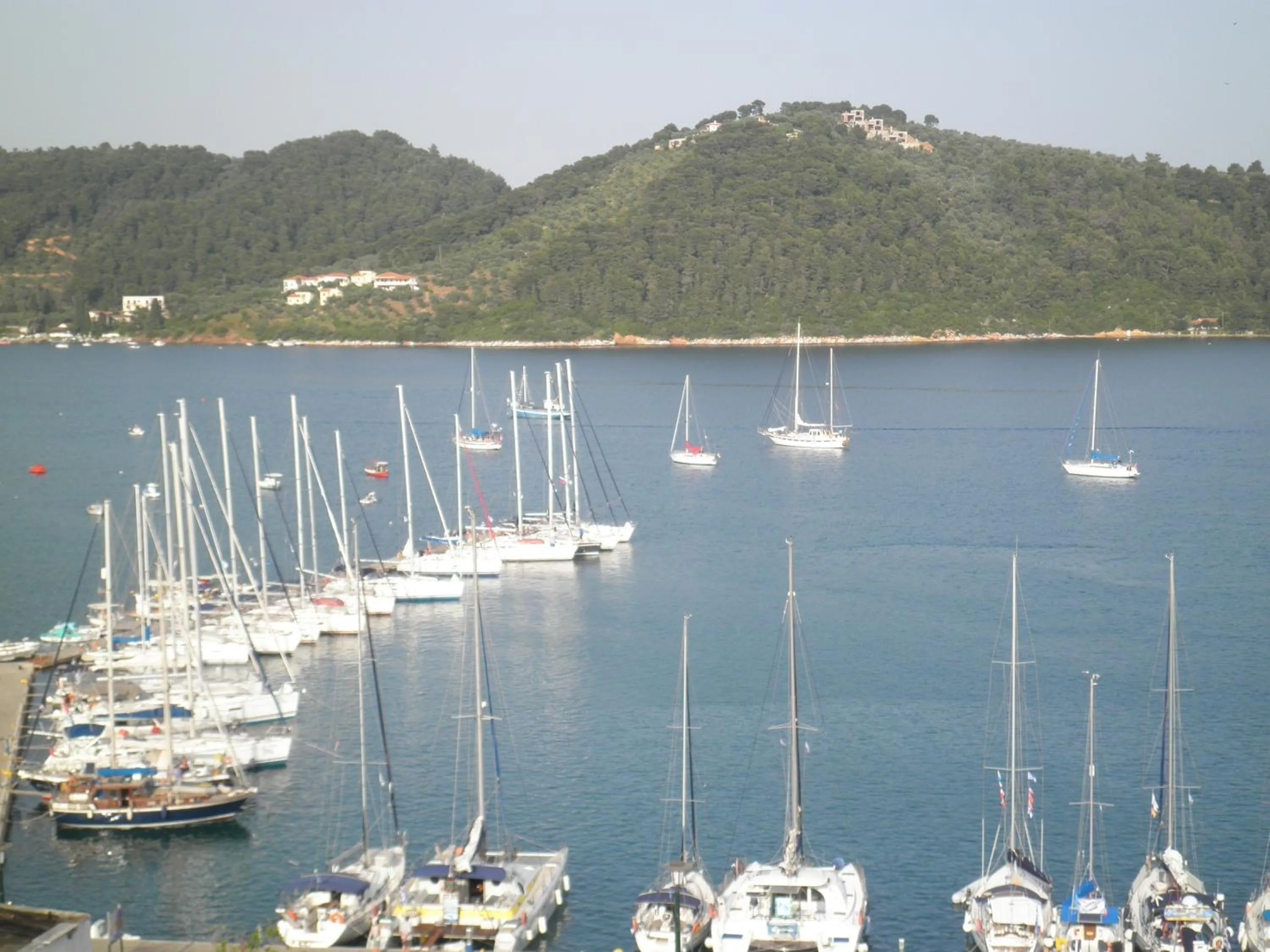 Area and facilities in Babis