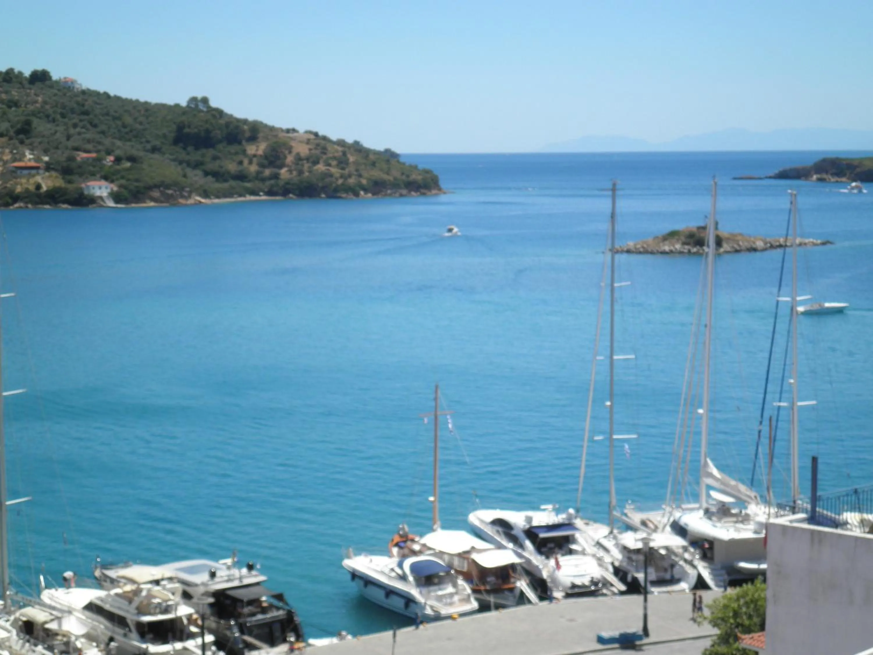 Area and facilities in Babis