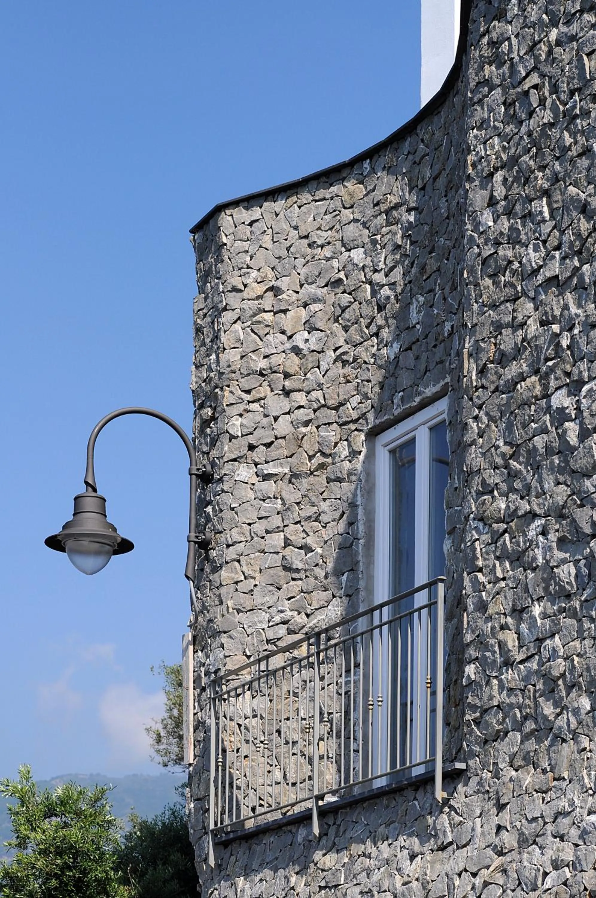 Facade/entrance in Residence Due Torri