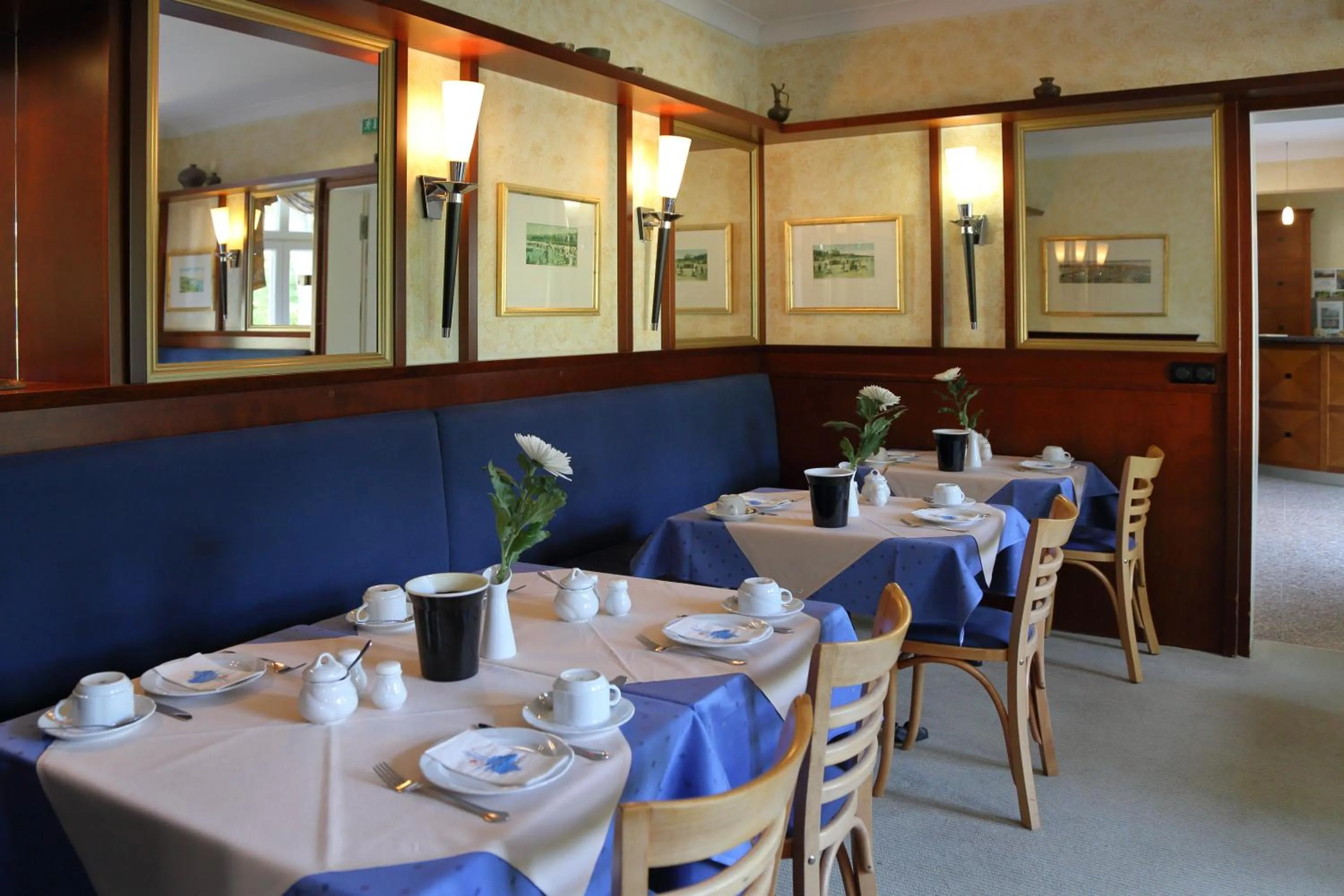 Restaurant/places to eat in Aparthotel Seeschlösschen