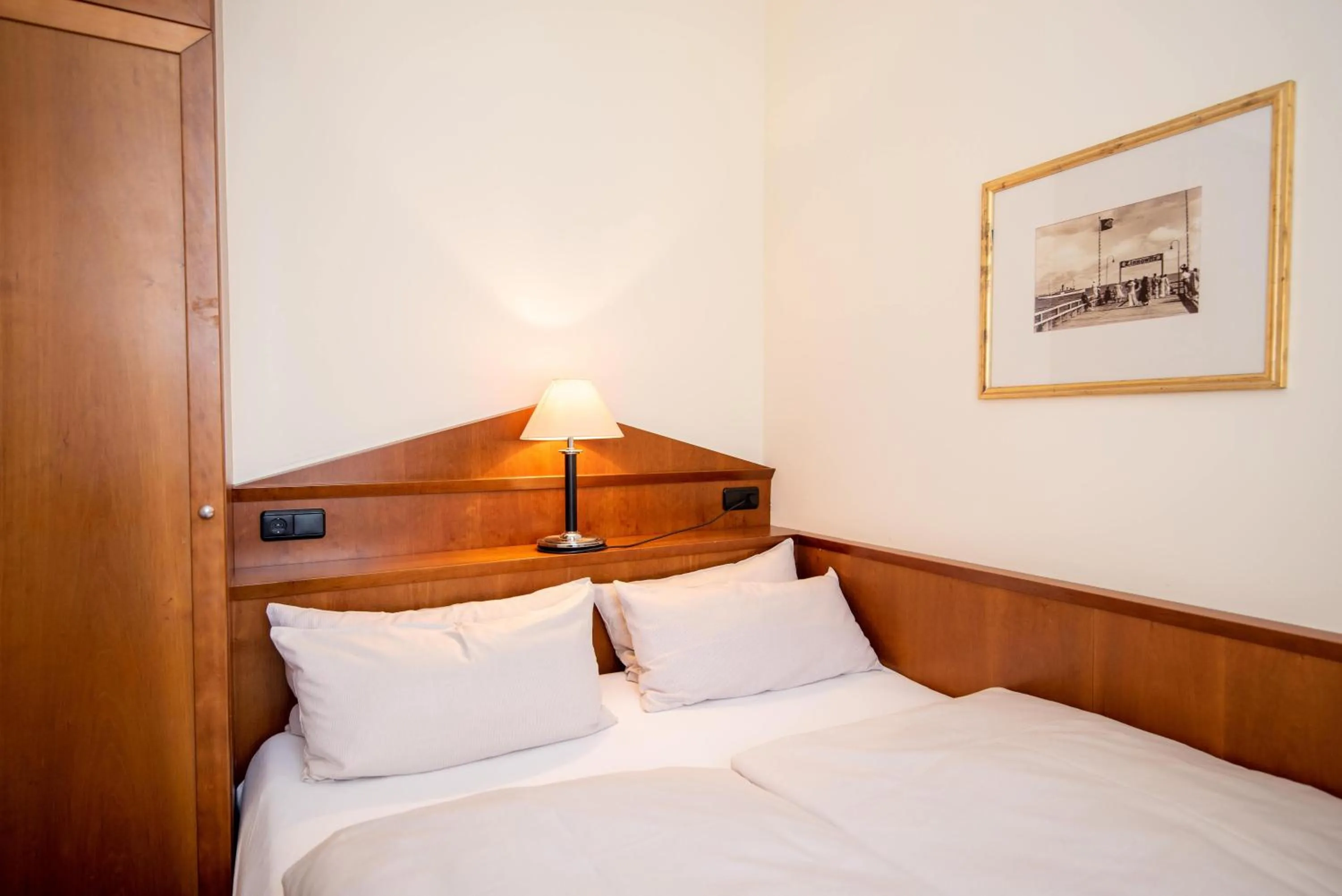 Bed in Aparthotel Seeschlösschen