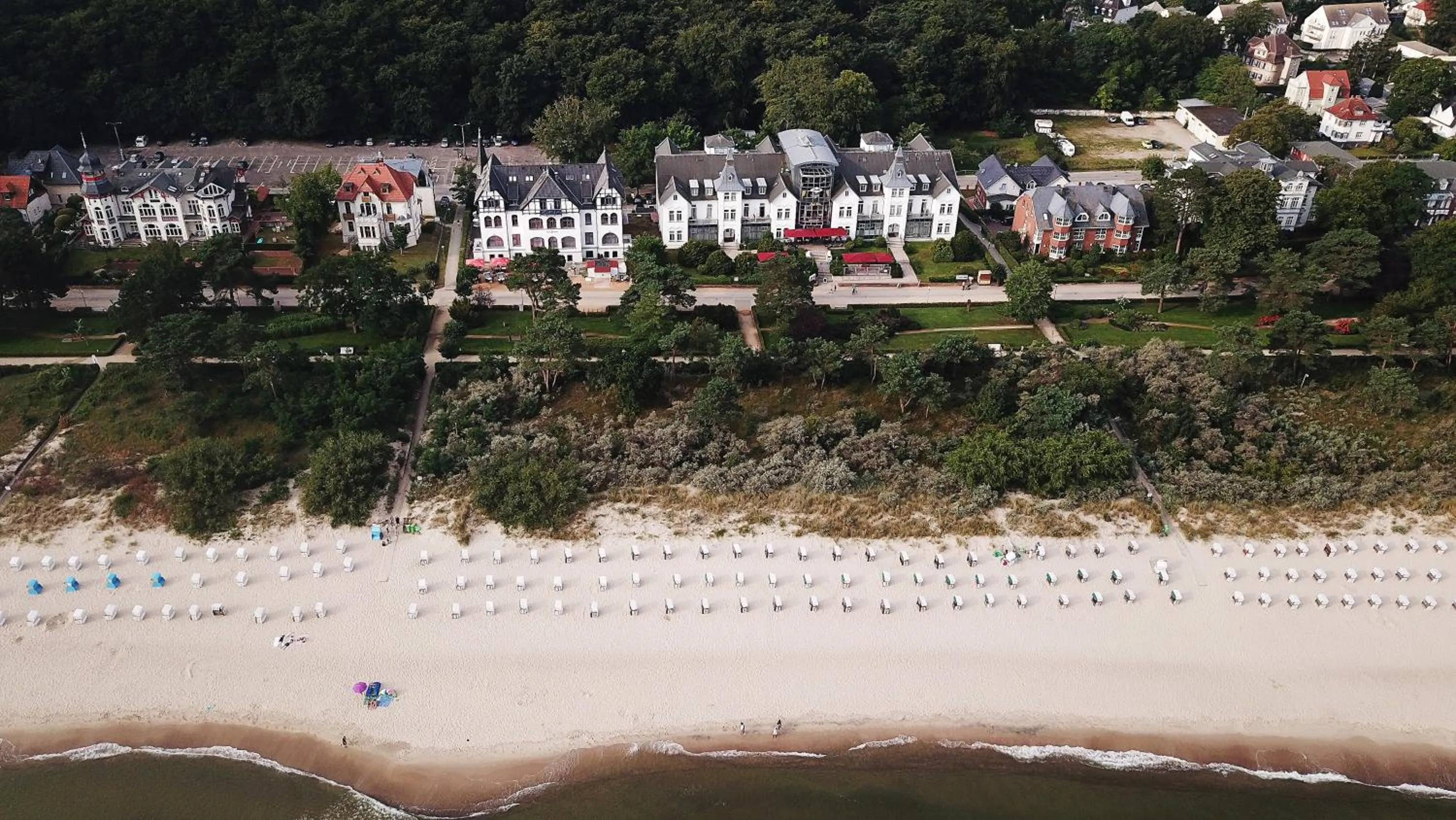 Property building in Aparthotel Seeschlösschen