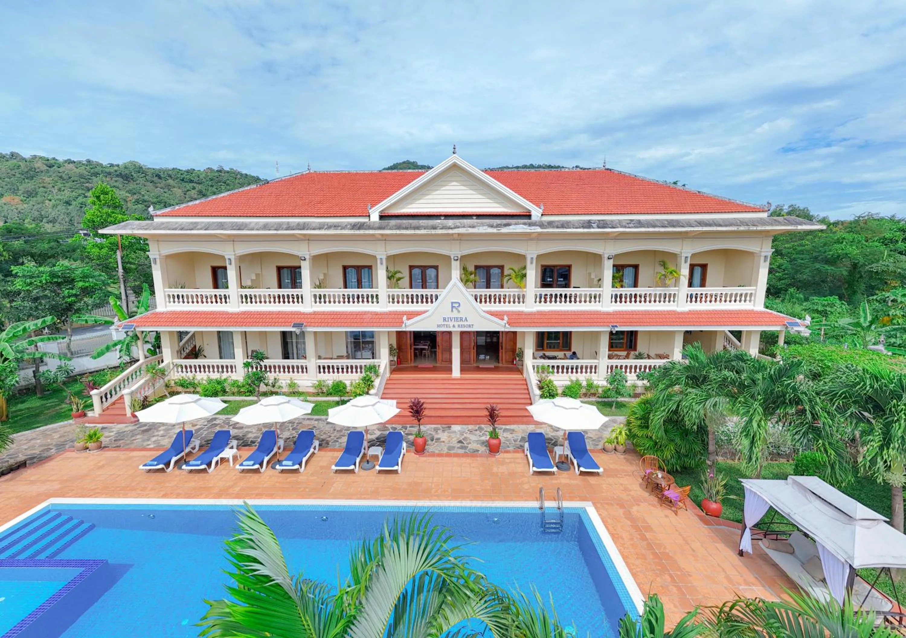 Property building in Riviera Hotel & Resort Kep