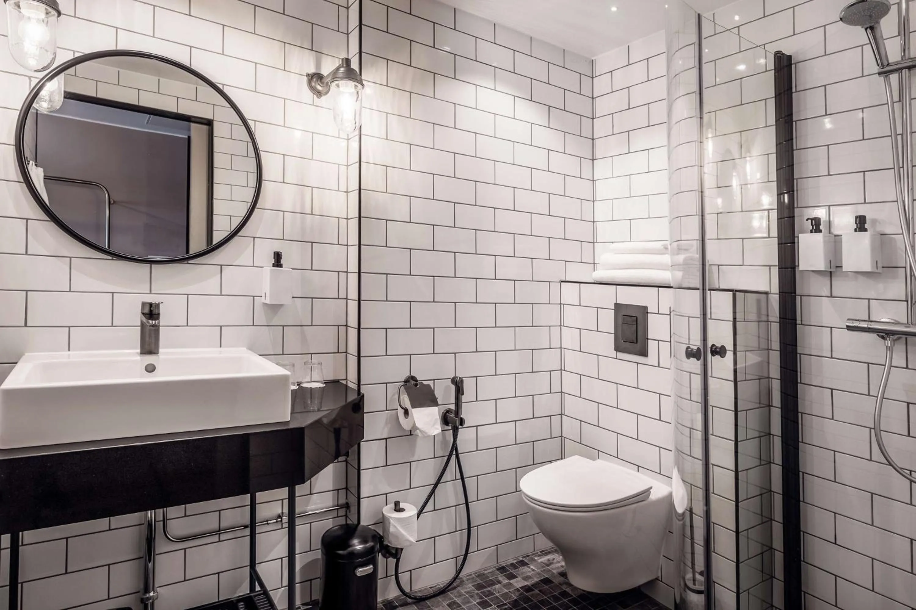 Bedroom in Scandic Helsinki Airport