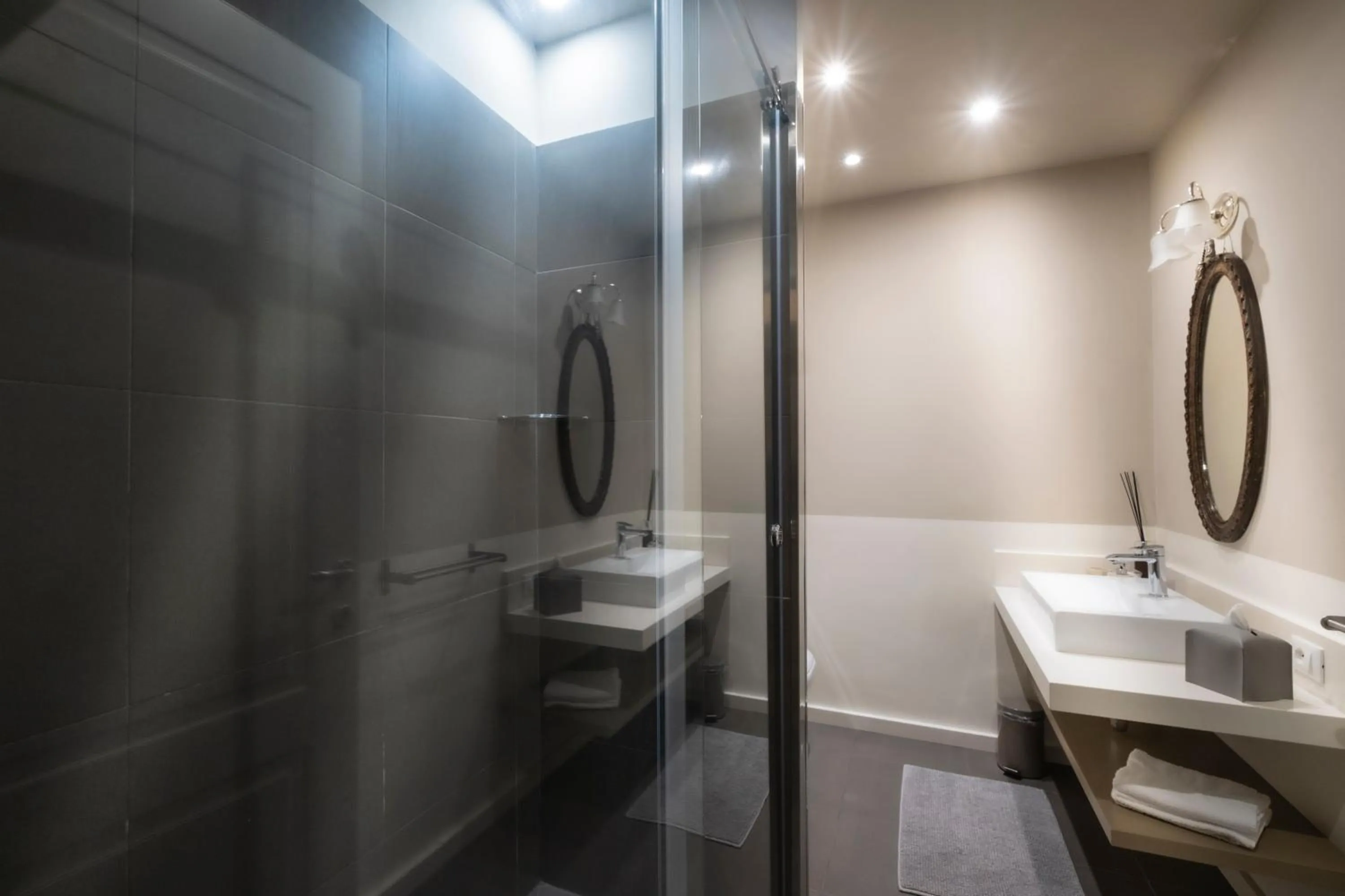 BB 22 Charming Rooms & Apartments