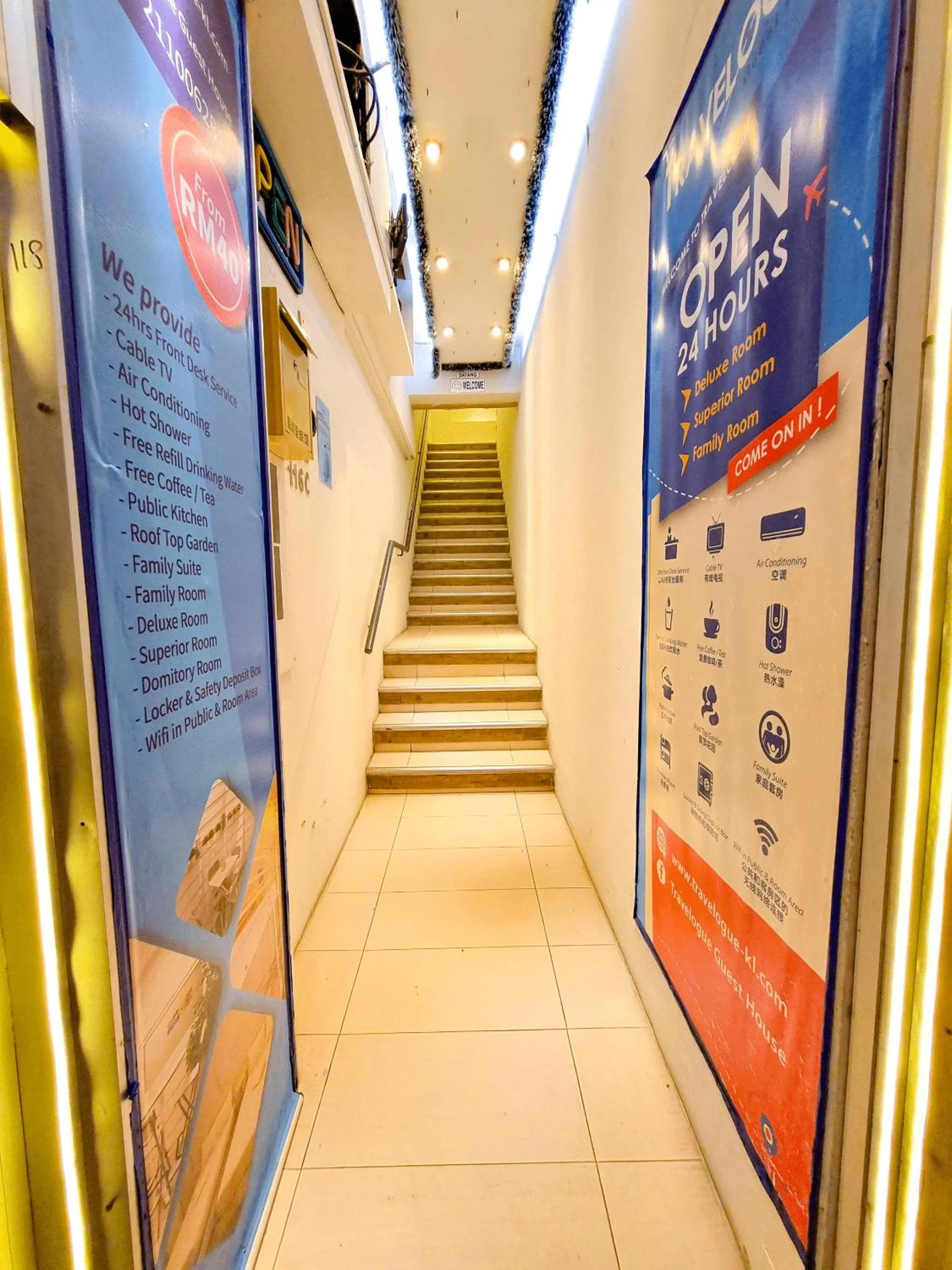 Facade/entrance in Travelogue Guest House