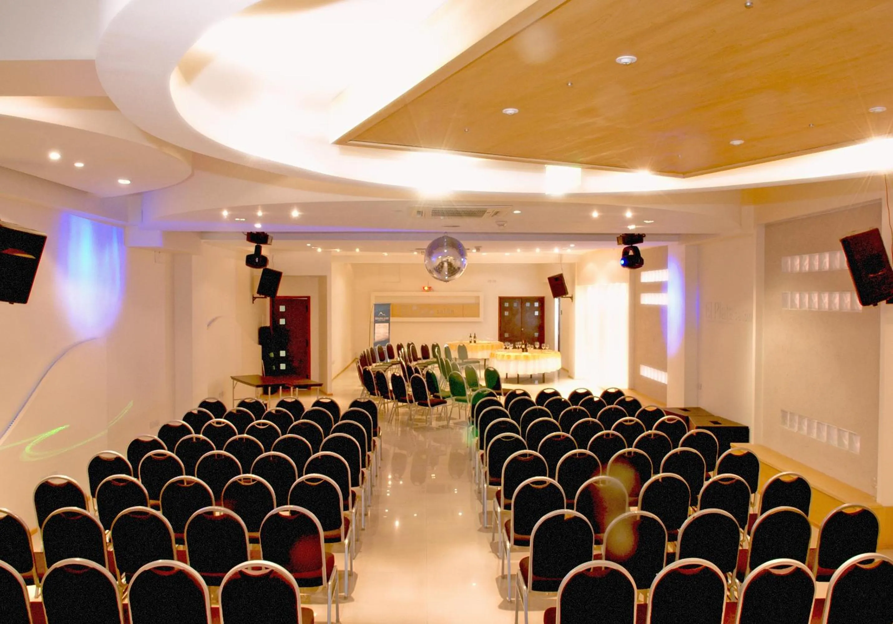Banquet/Function facilities in Montañas Azules Apart Hotel