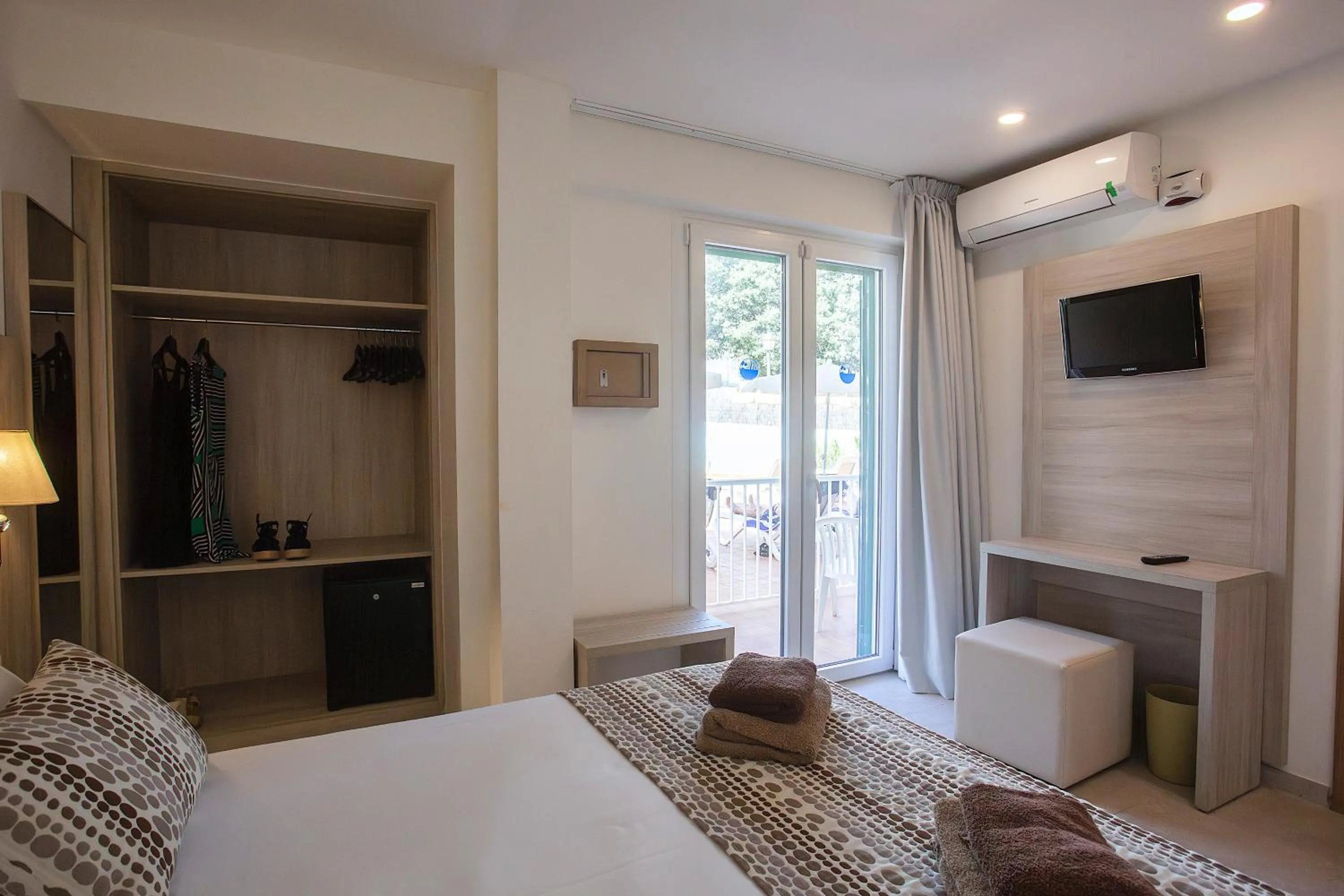 Bed in Hotel Ses Puntetes