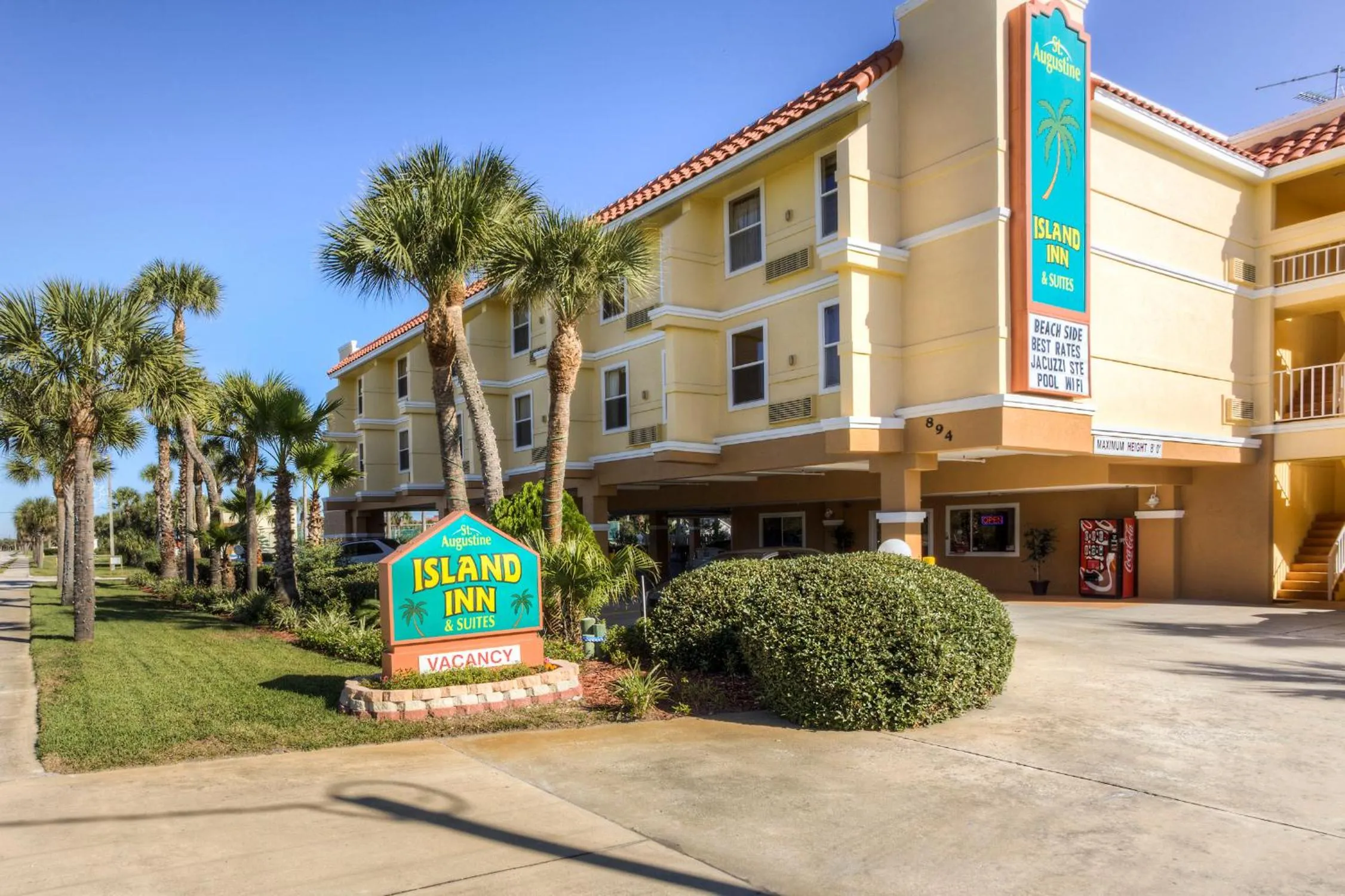 Property building in St. Augustine Island Inn